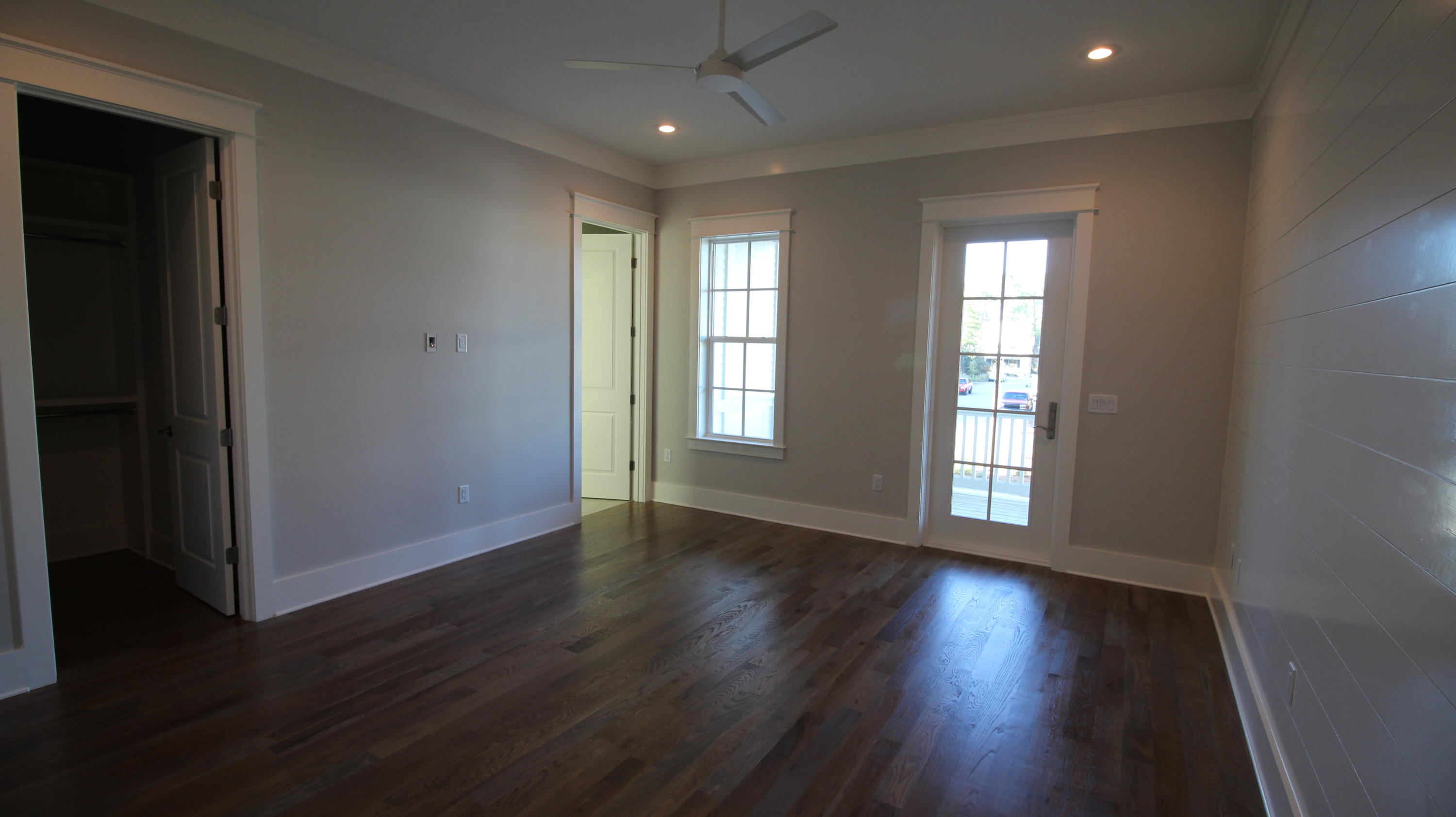 LAKESIDE AT BLUE MOUNTAIN BEACH - Residential