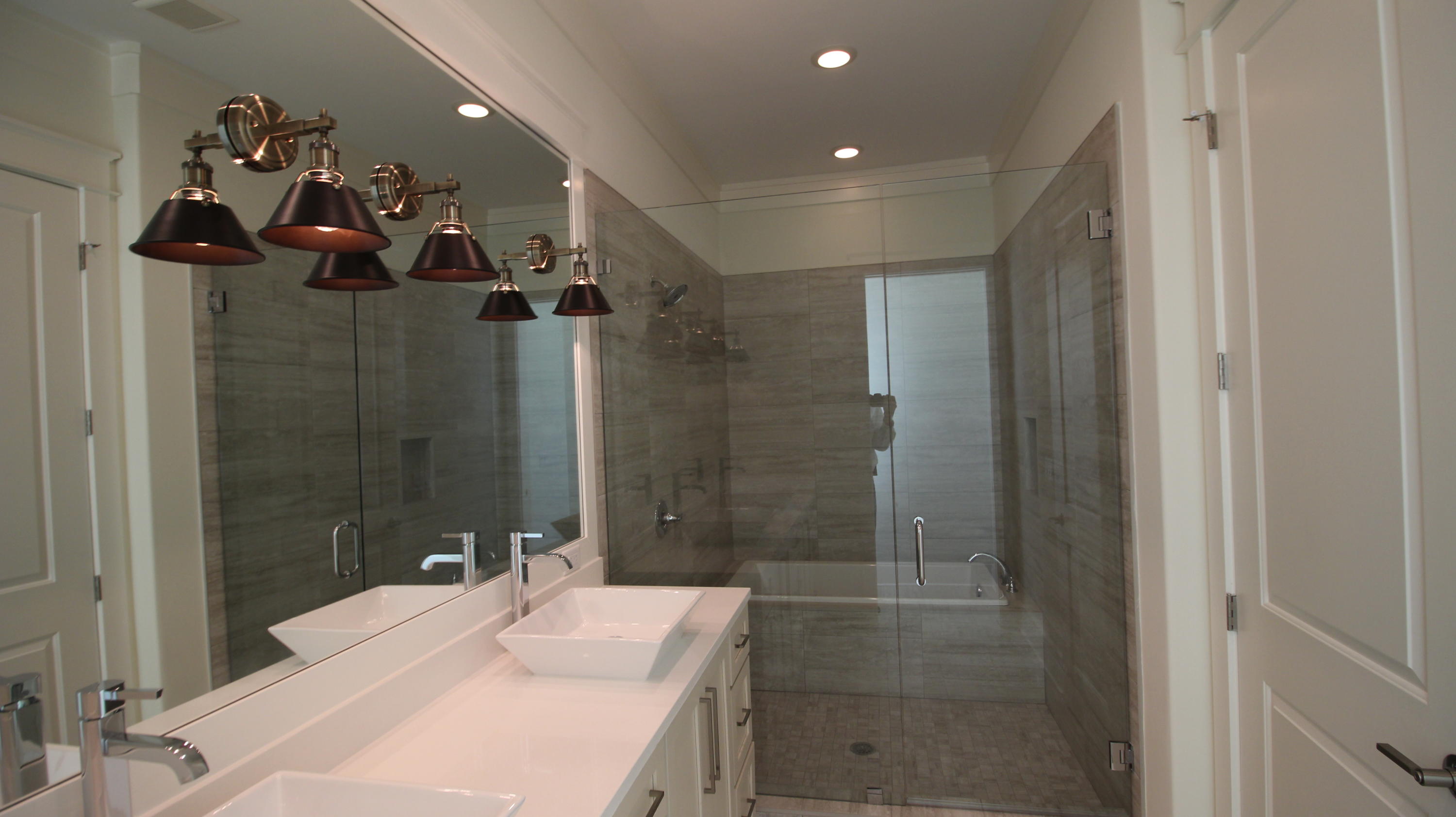 LAKESIDE AT BLUE MOUNTAIN BEACH - Residential