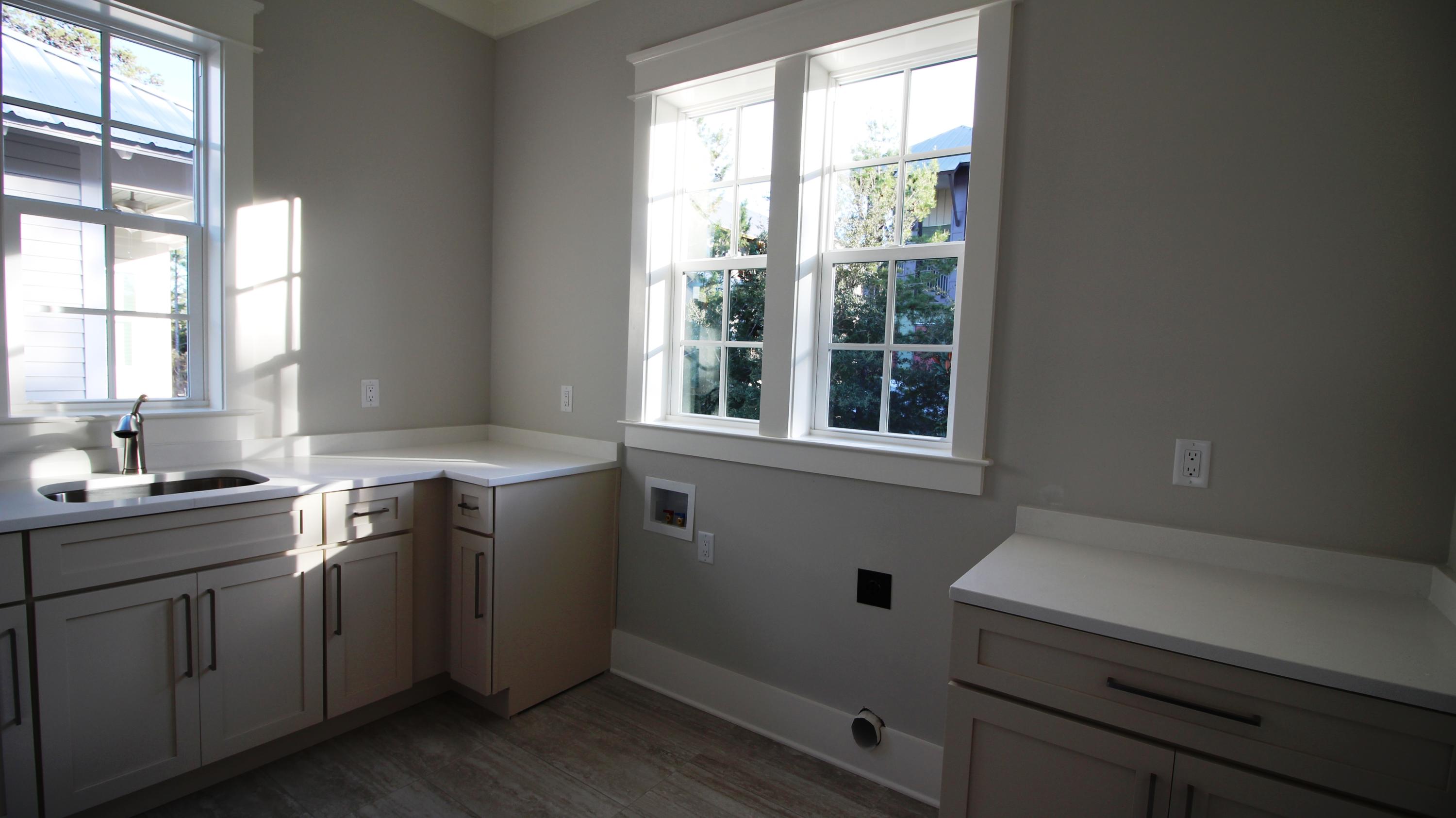 LAKESIDE AT BLUE MOUNTAIN BEACH - Residential