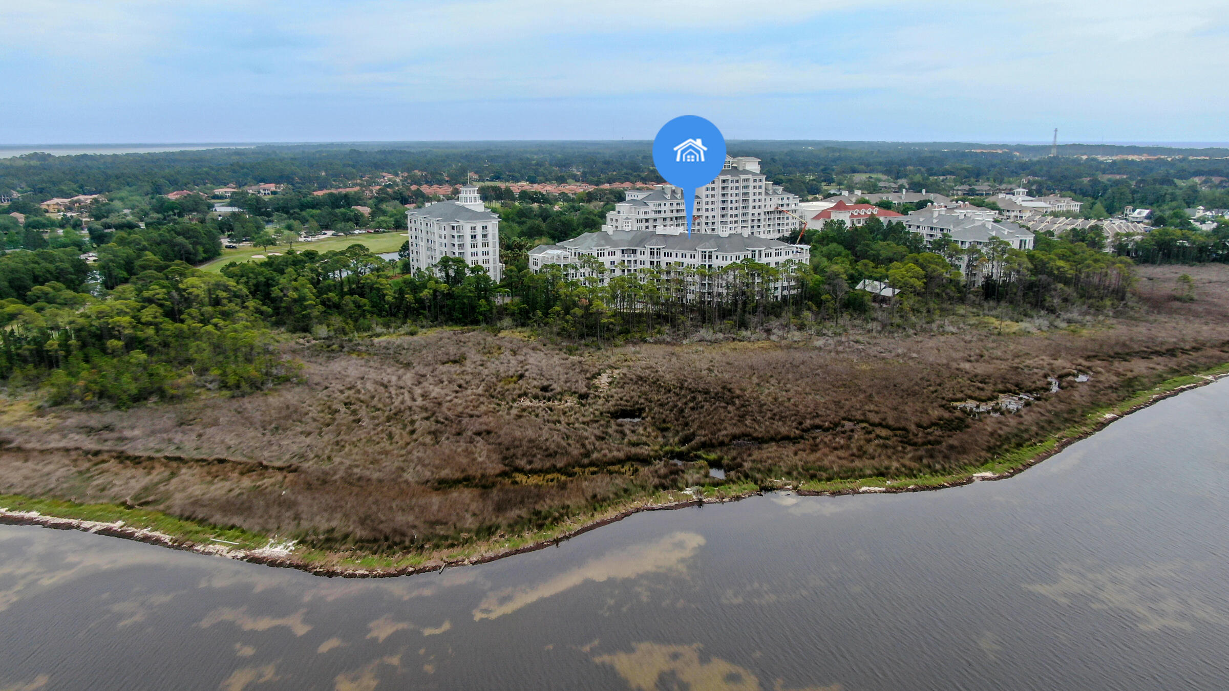 BAHIA CONDO - Residential