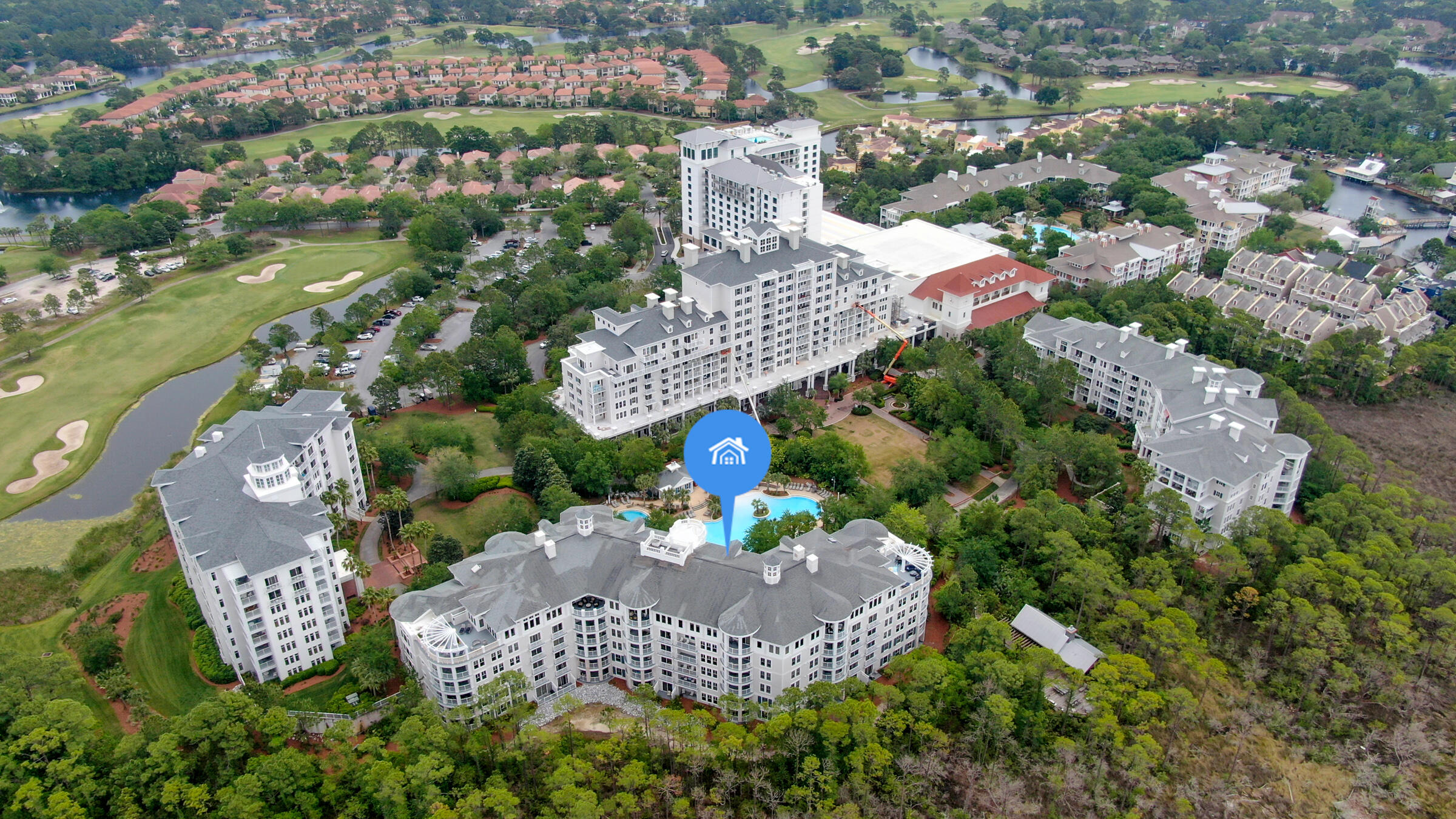 BAHIA CONDO - Residential