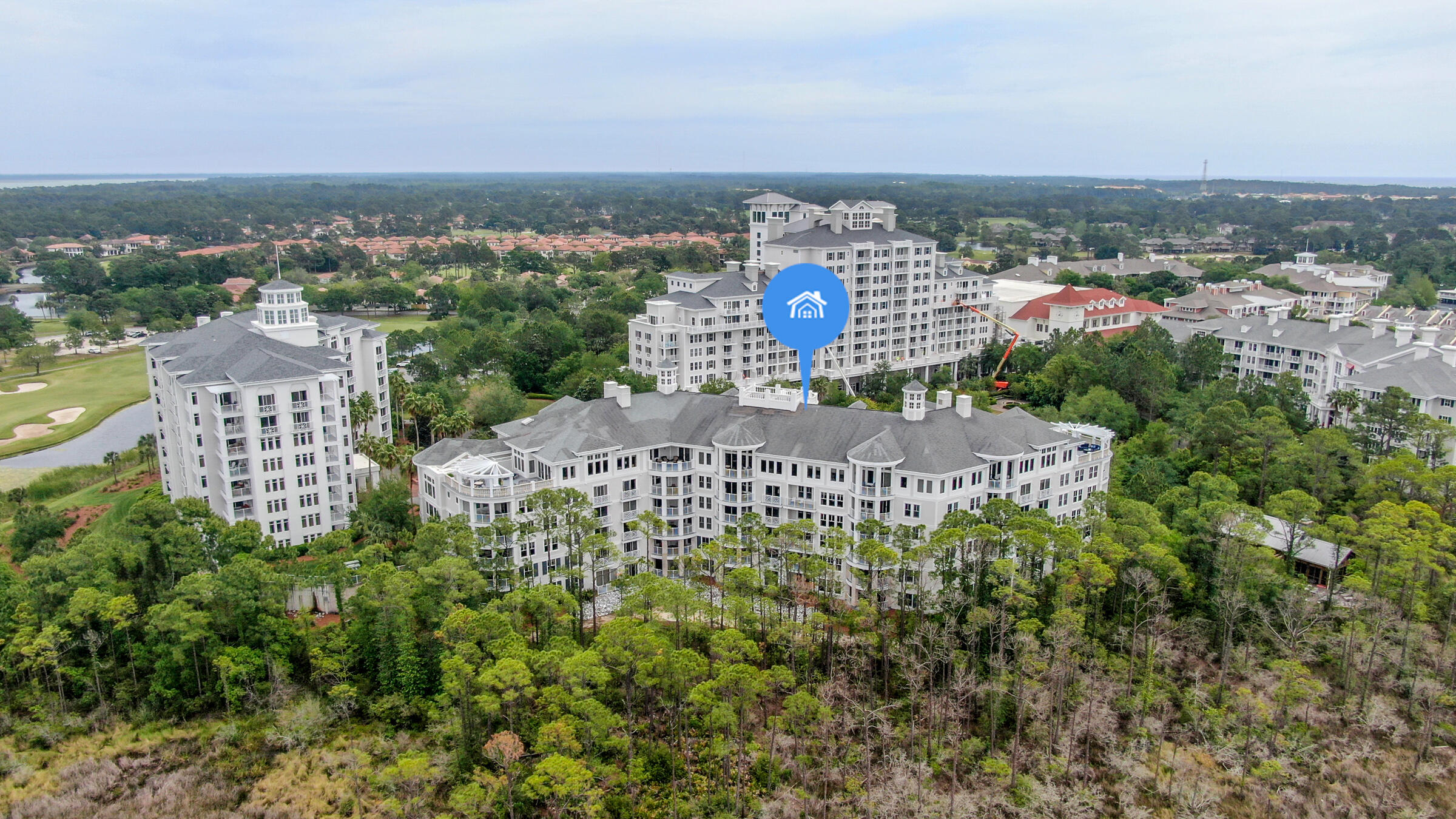 BAHIA CONDO - Residential