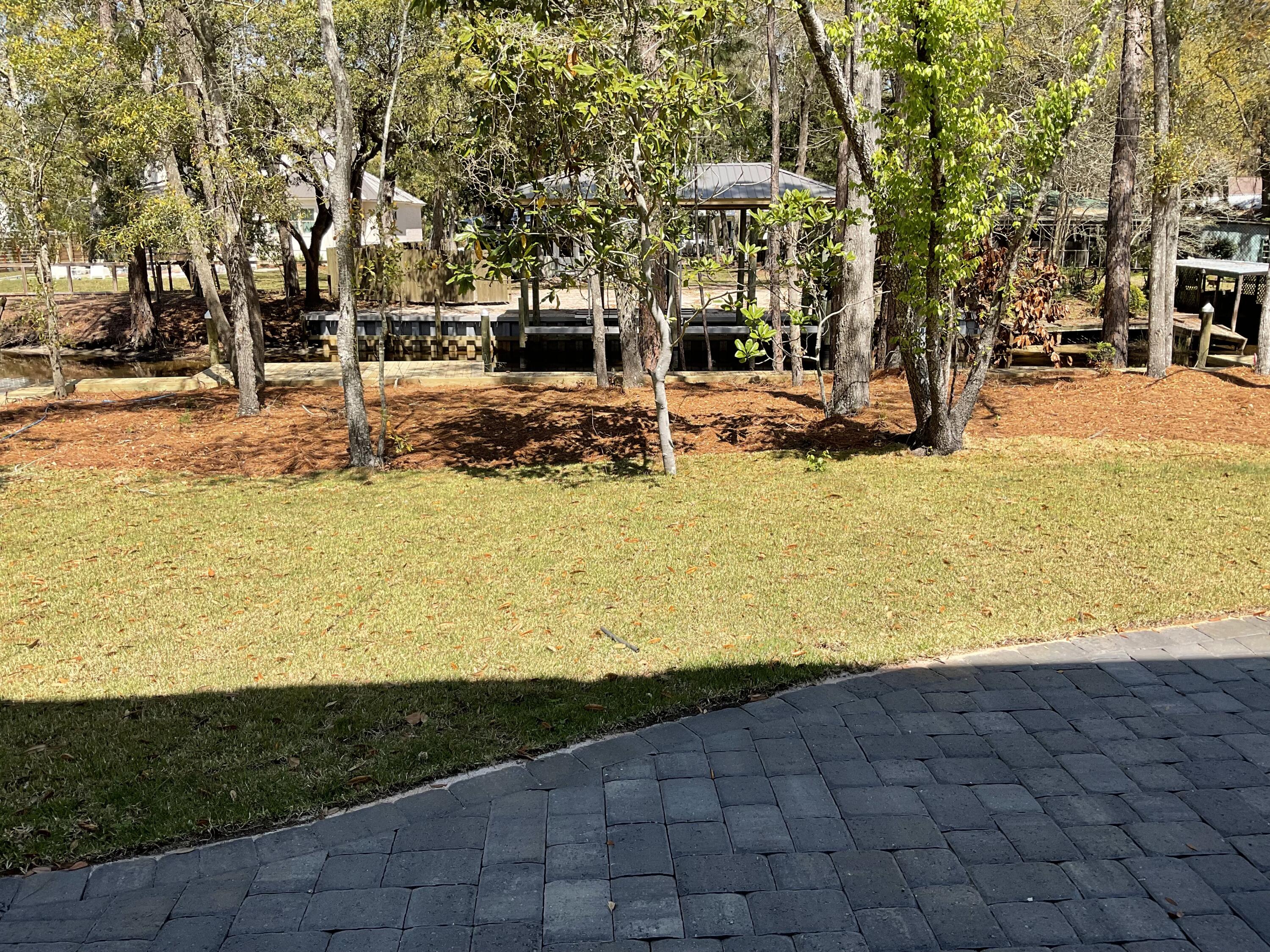 EAGLE BAY - Residential