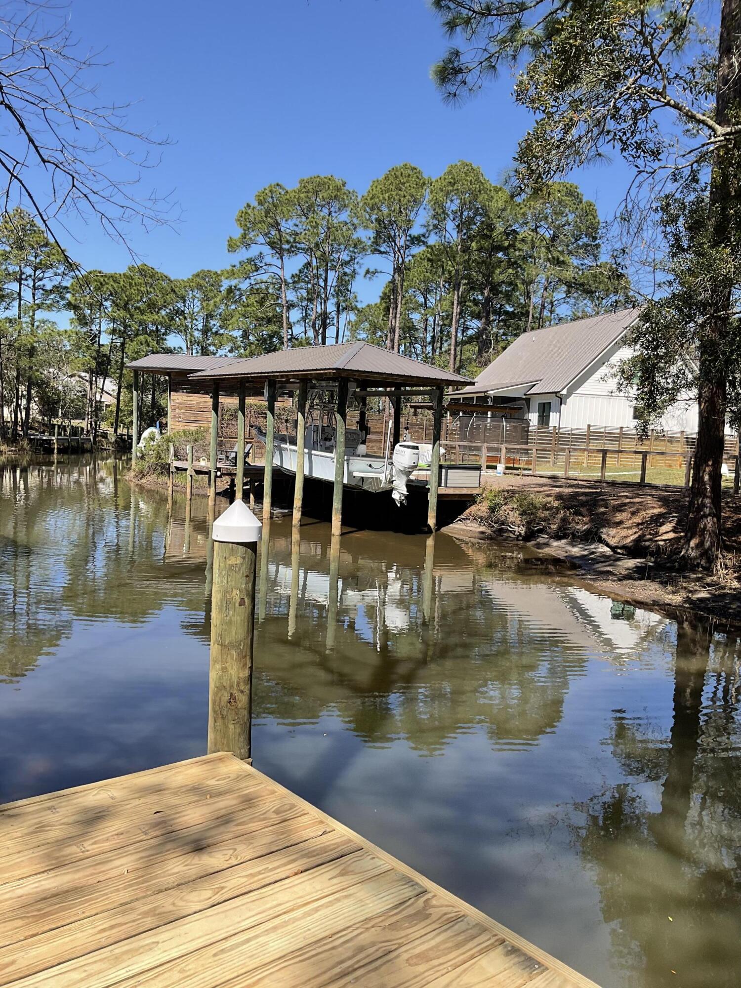 EAGLE BAY - Residential