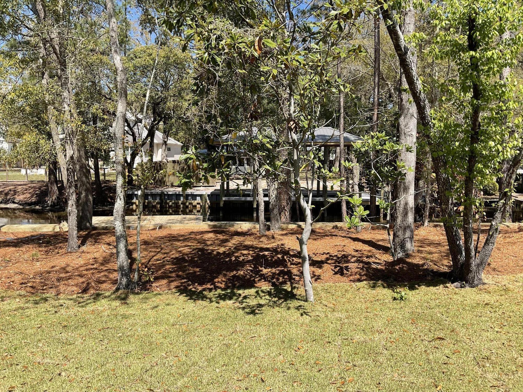 EAGLE BAY - Residential
