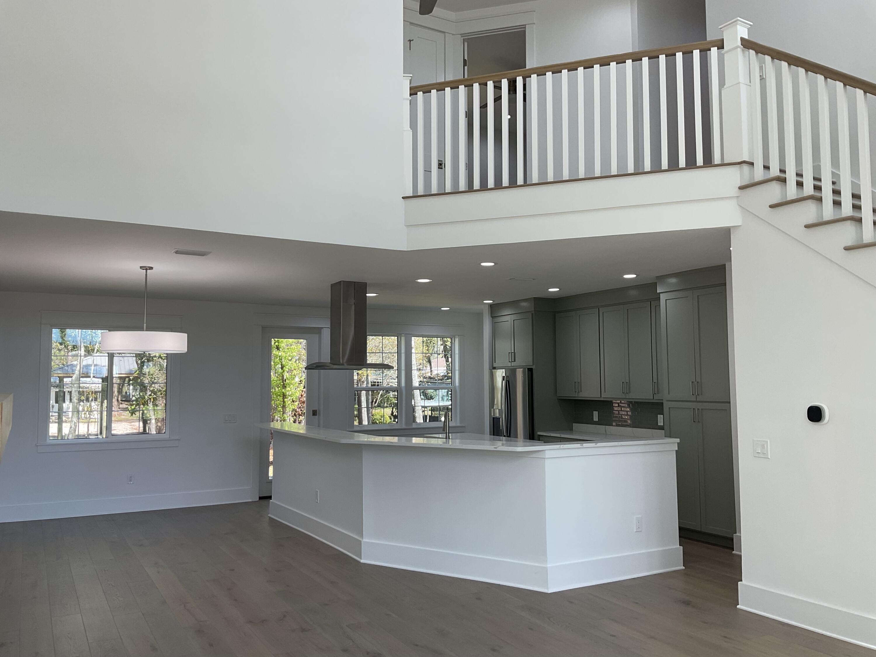 EAGLE BAY - Residential