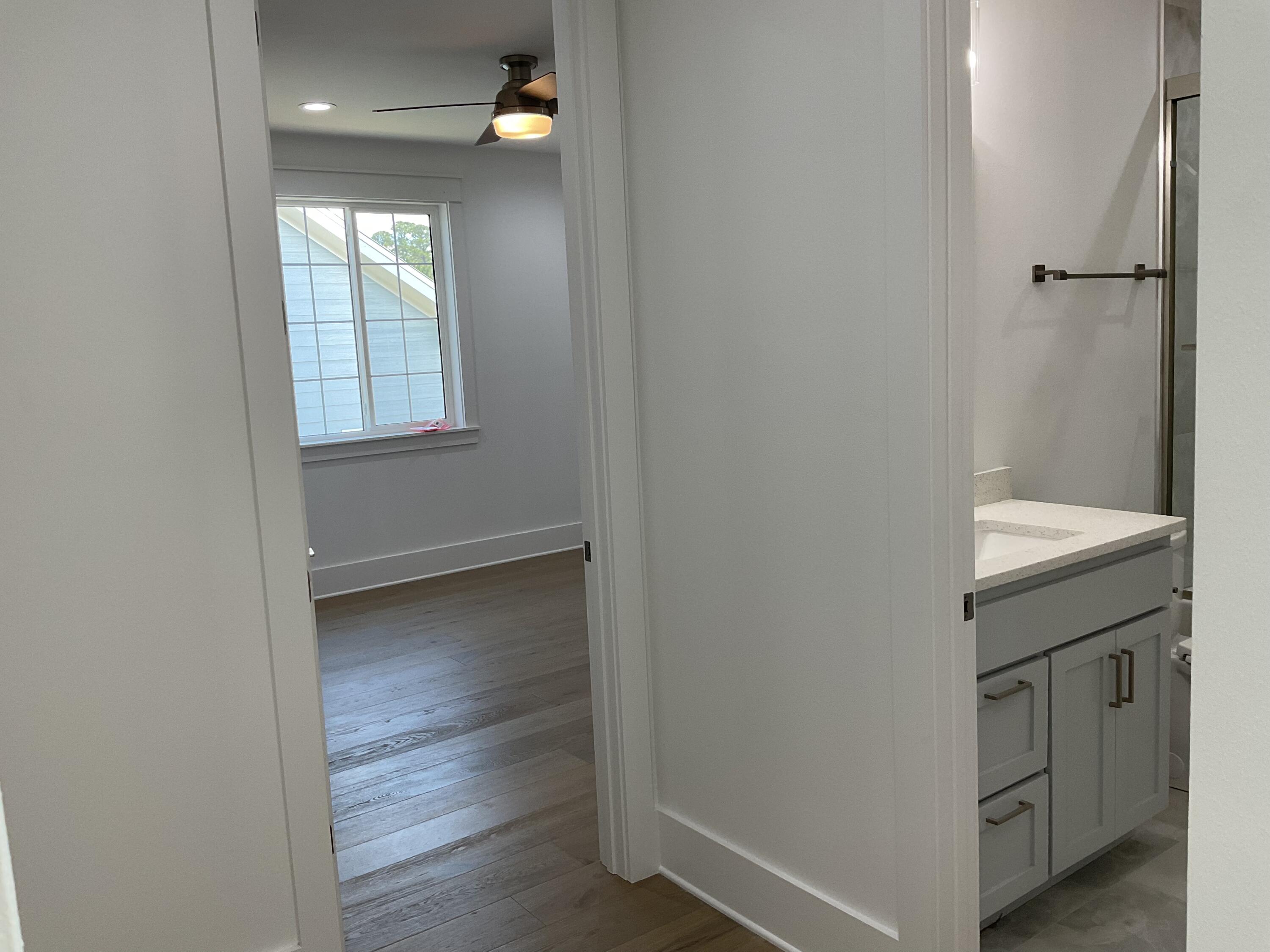 EAGLE BAY - Residential