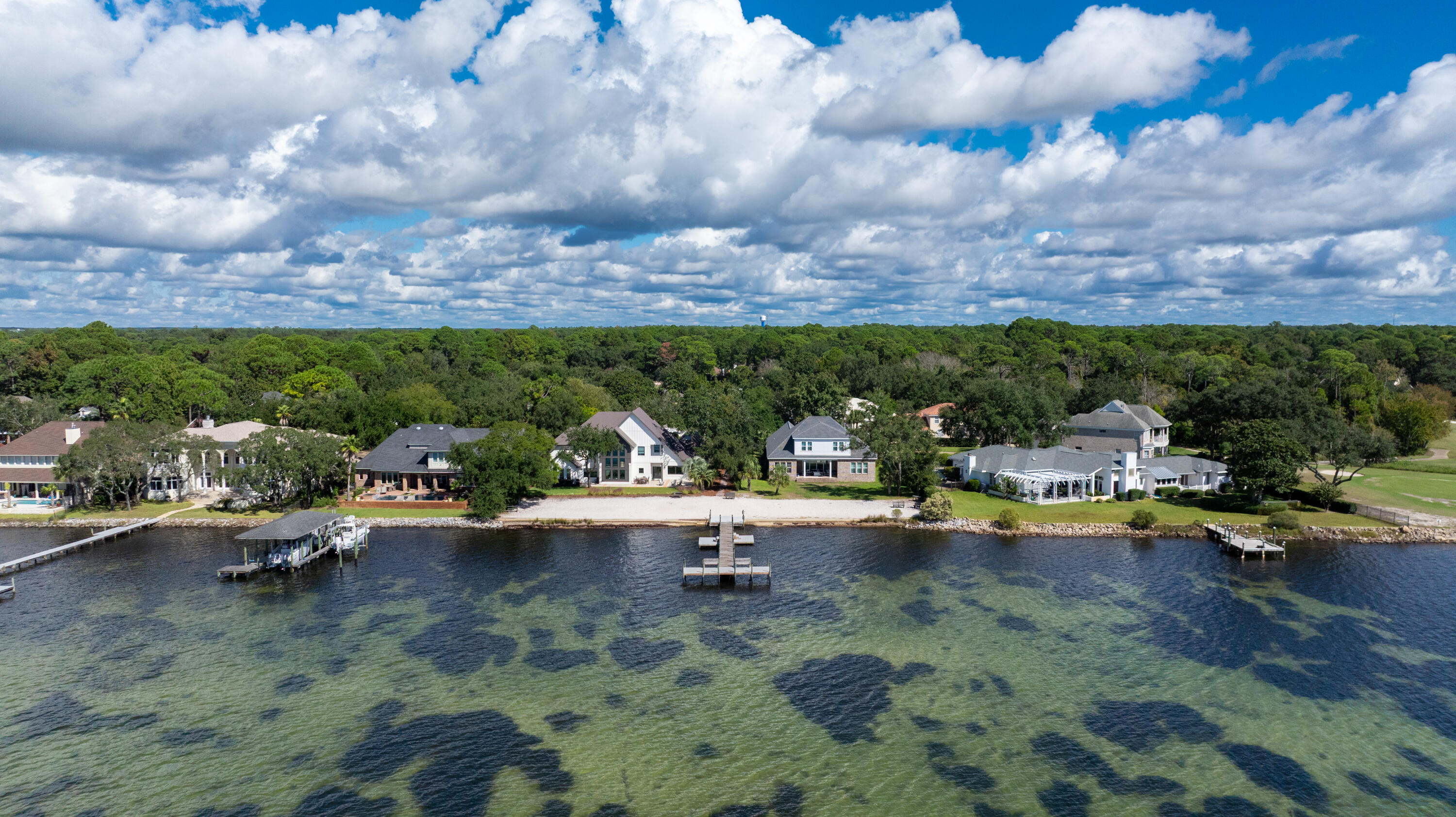 WINDWARD PH 3 - Residential