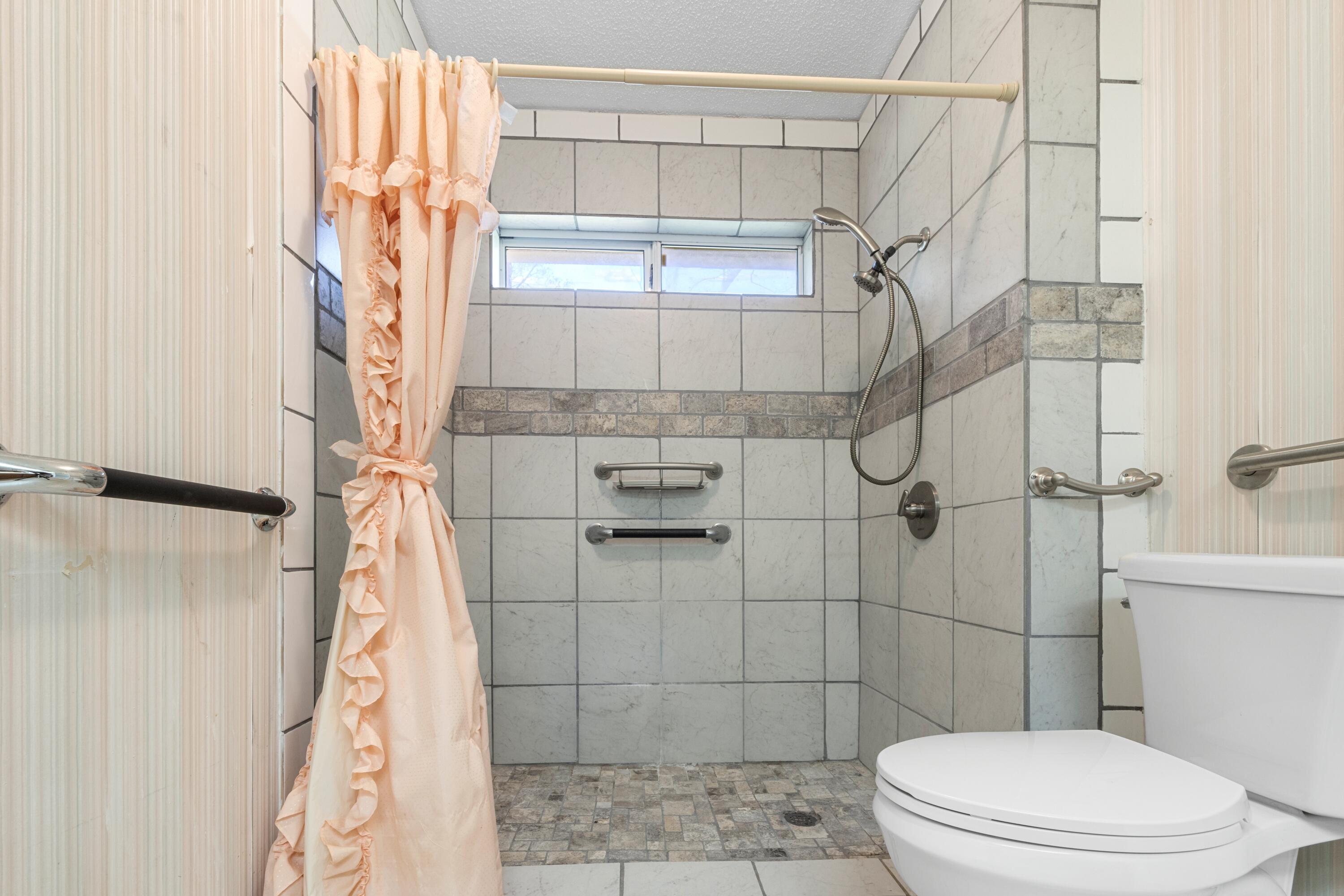 WINDWARD PH 3 - Residential