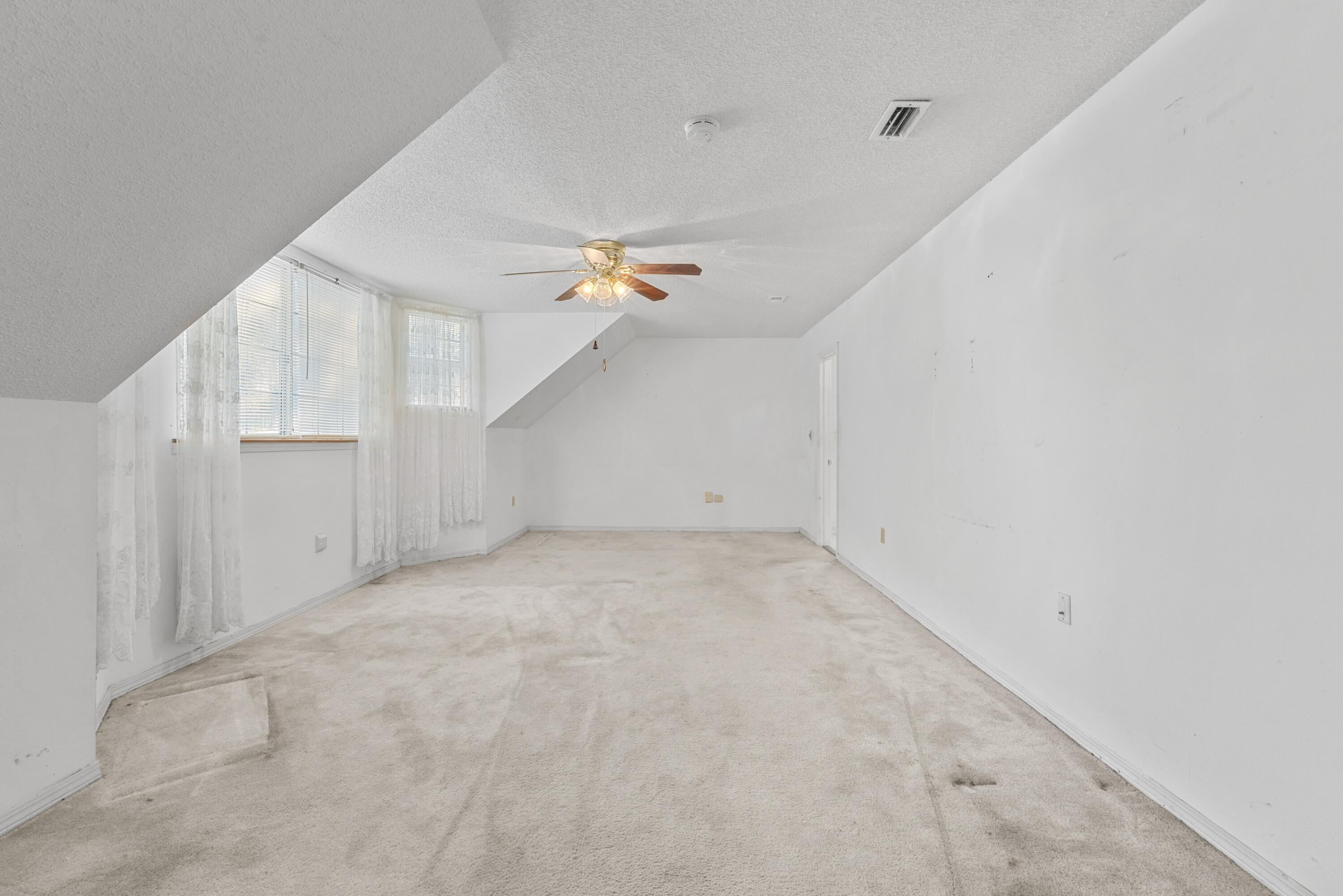 WINDWARD PH 3 - Residential