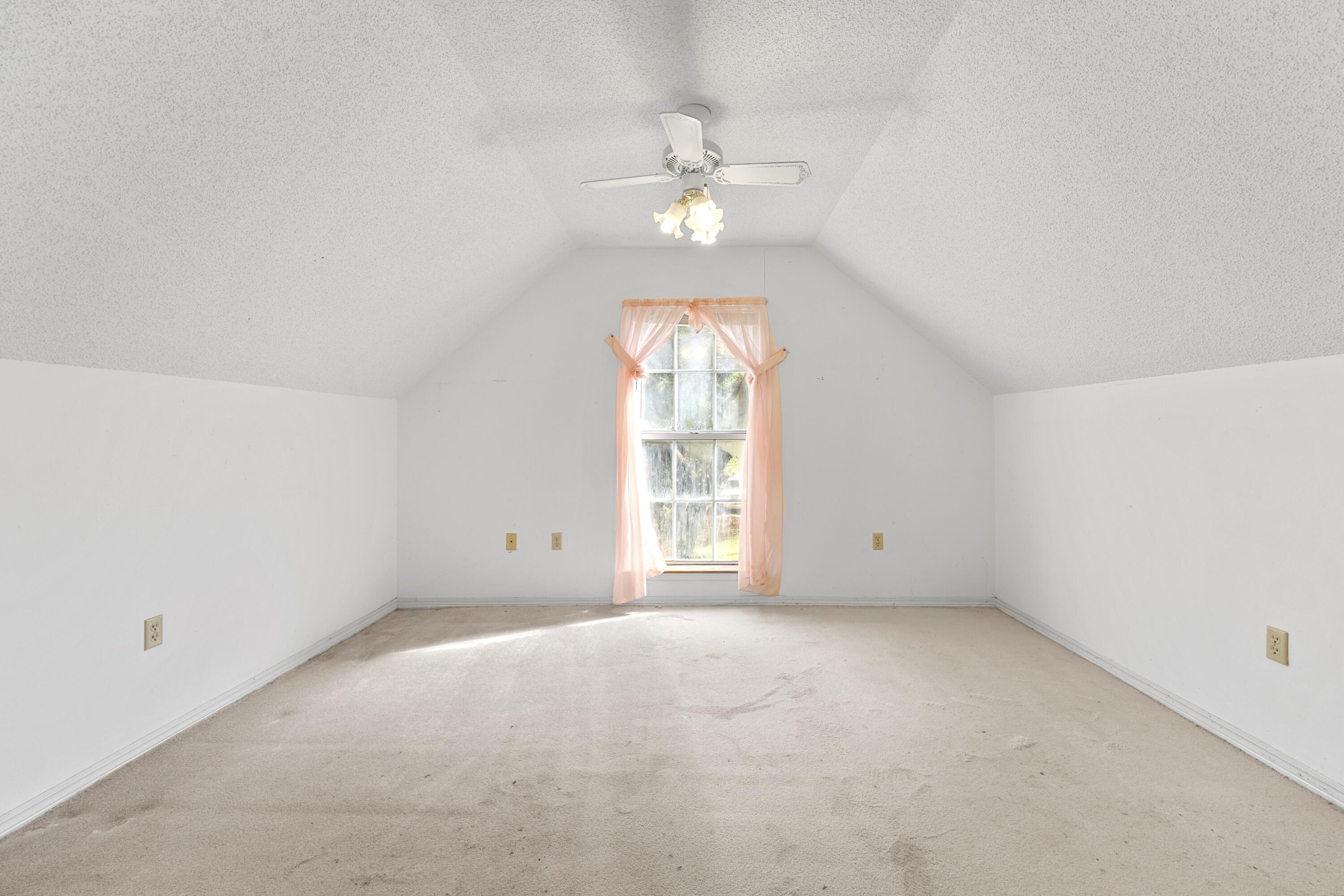 WINDWARD PH 3 - Residential