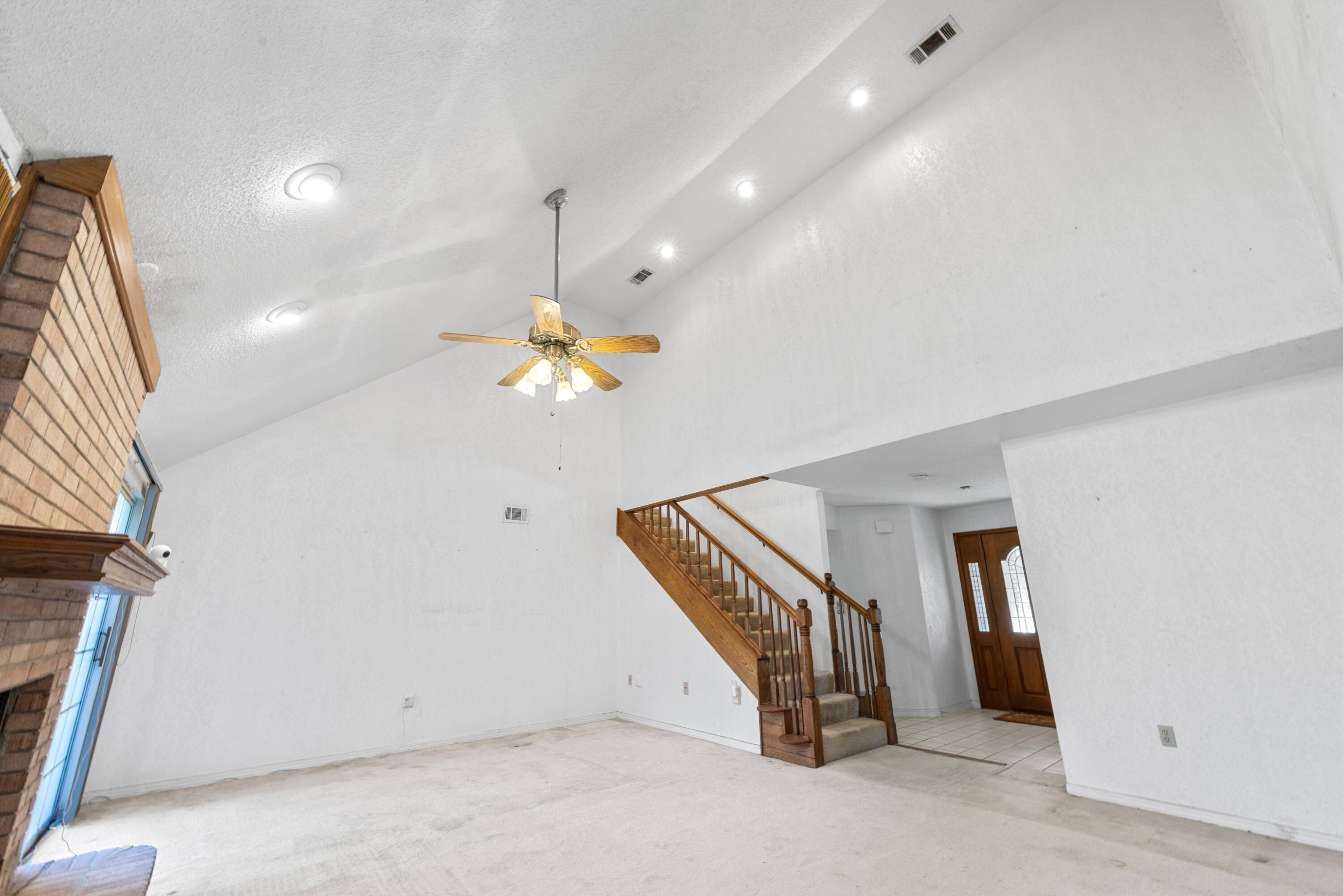 WINDWARD PH 3 - Residential