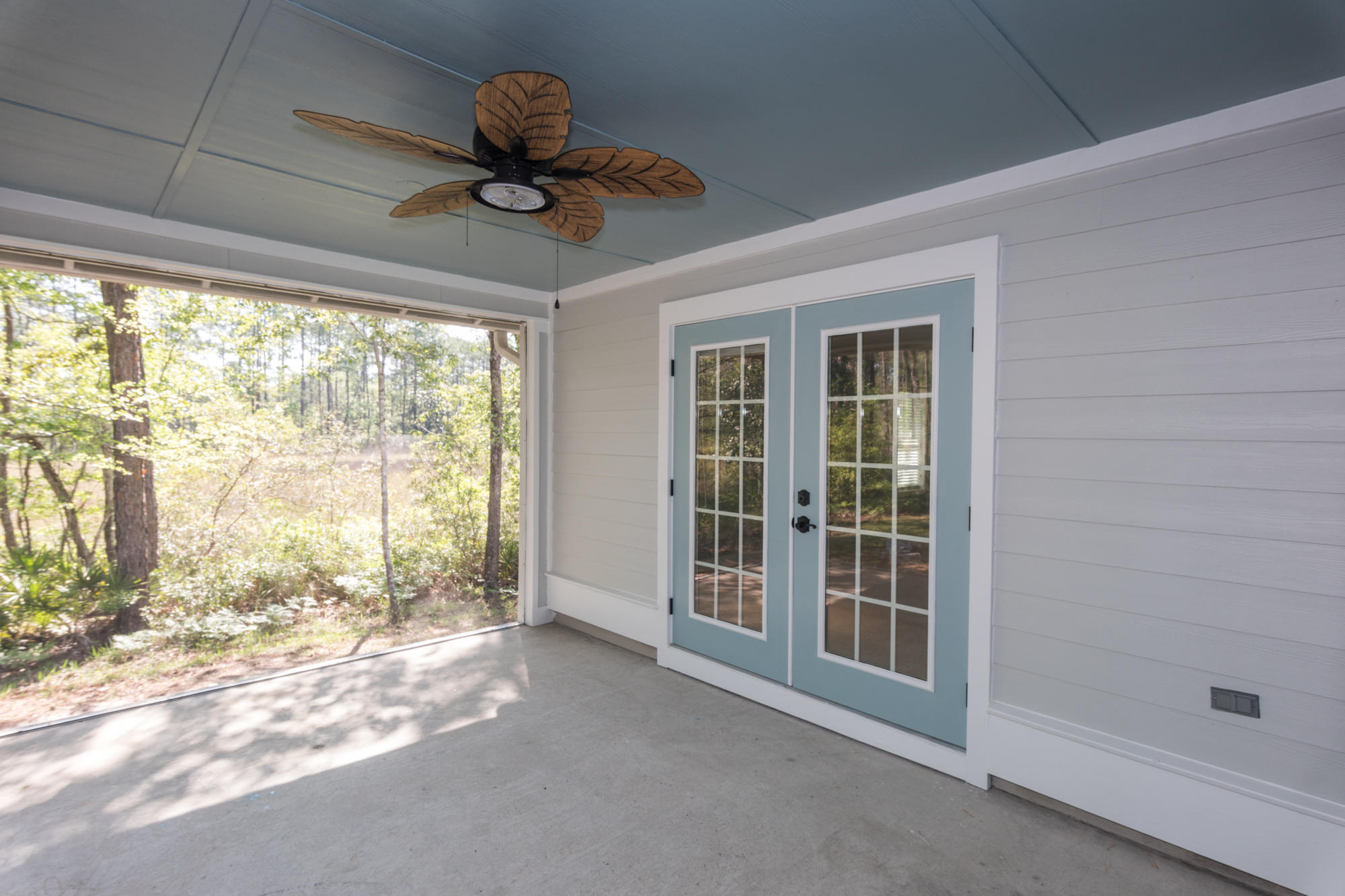 CROSS CREEK SHORES - Residential