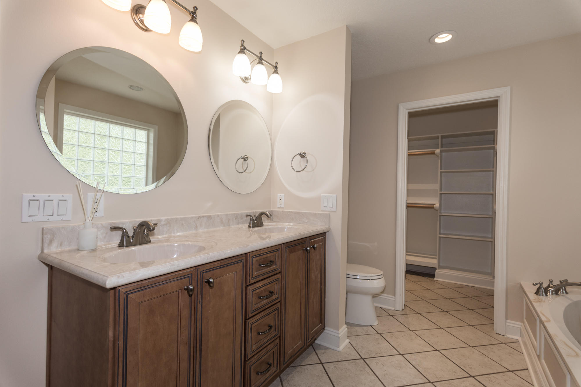 CROSS CREEK SHORES - Residential