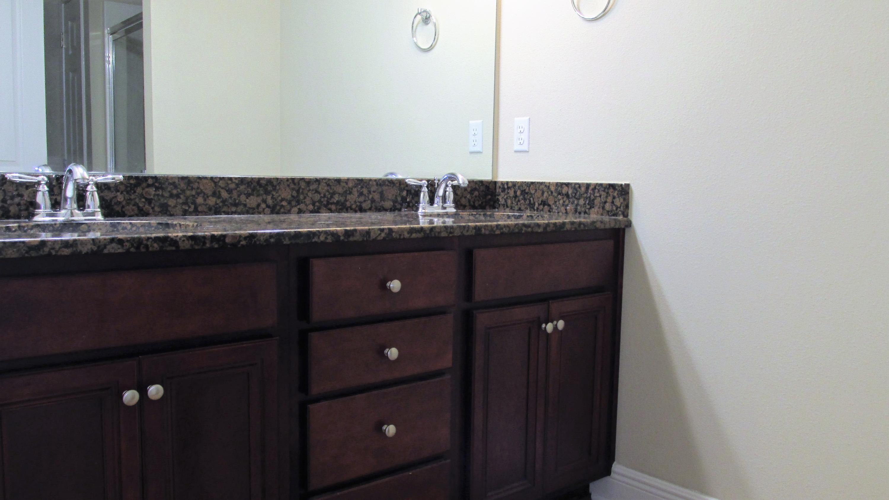 RESERVE POINTE - Residential Lease