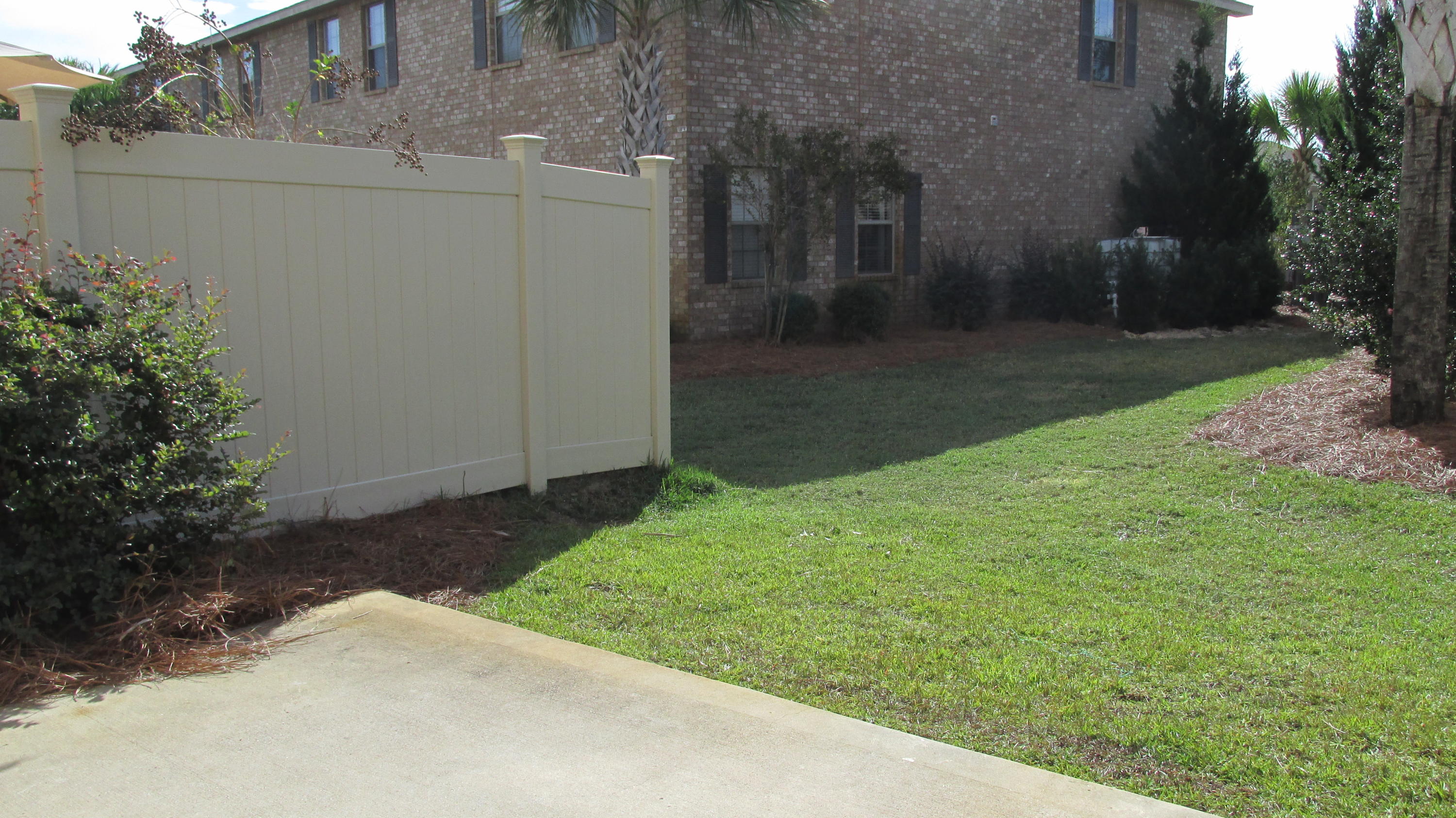 RESERVE POINTE - Residential Lease