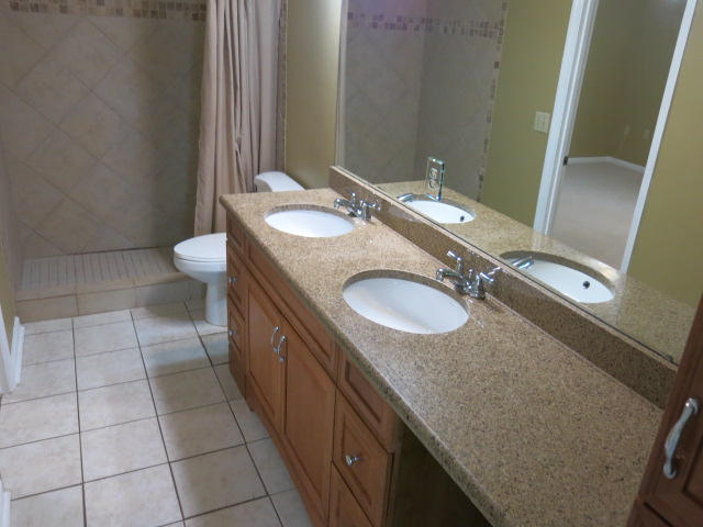 PLANTATION MANOR - Residential Lease