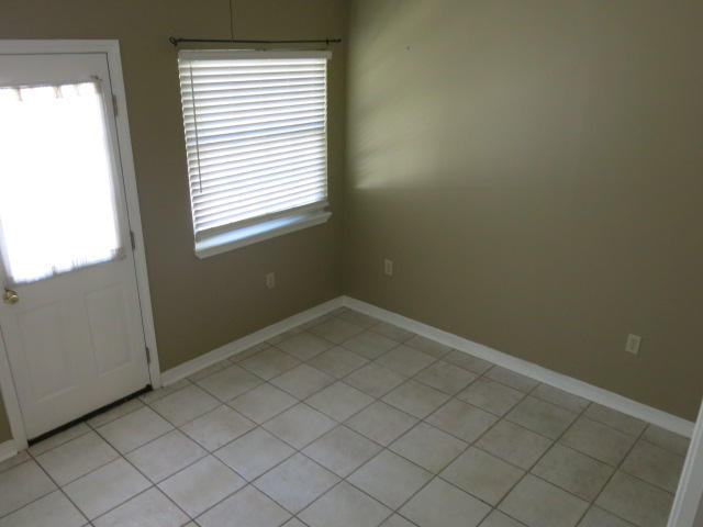 PLANTATION MANOR - Residential Lease