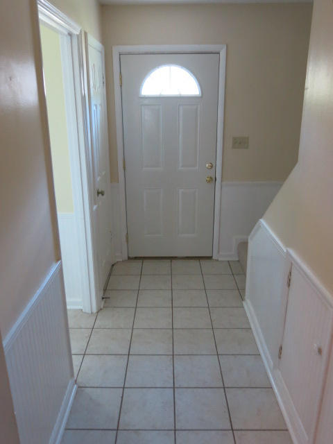 PLANTATION MANOR - Residential Lease