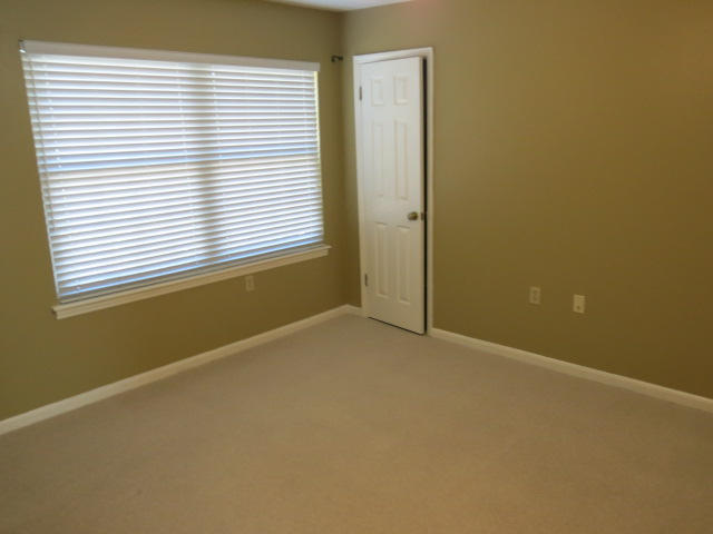 PLANTATION MANOR - Residential Lease