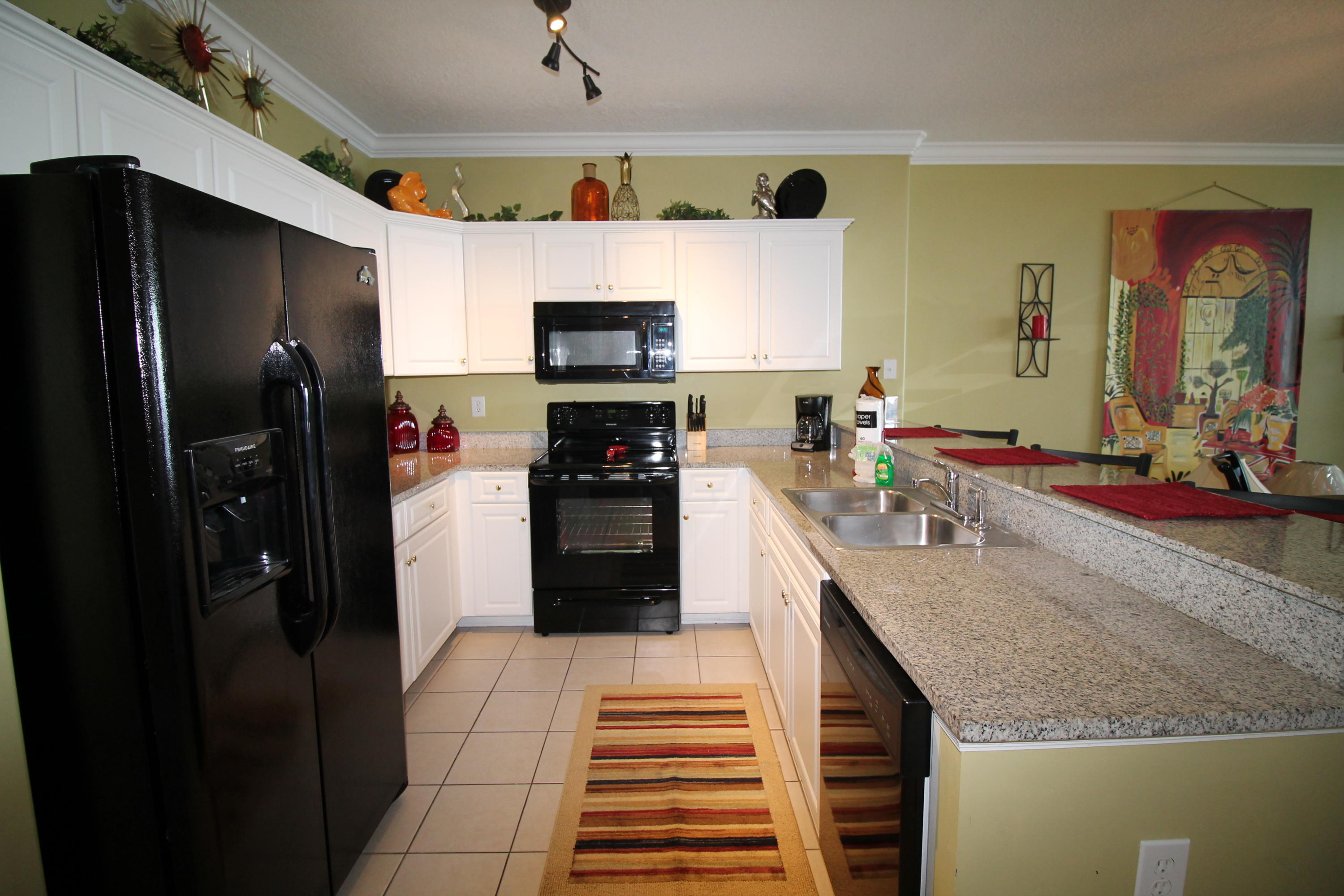 EMERALD ISLE - Residential