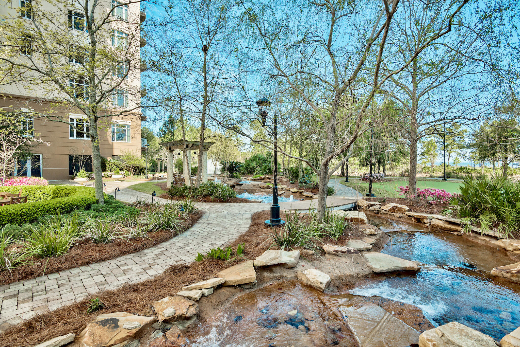 ONE WATER PLACE AT KELLY PLANTATION - Residential