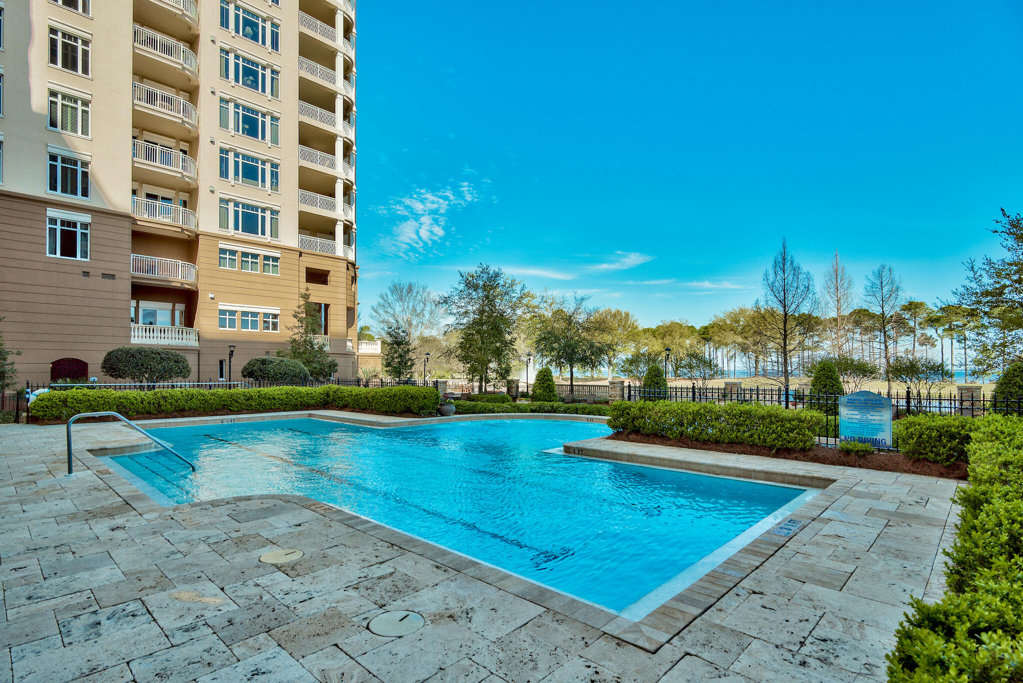 ONE WATER PLACE AT KELLY PLANTATION - Residential