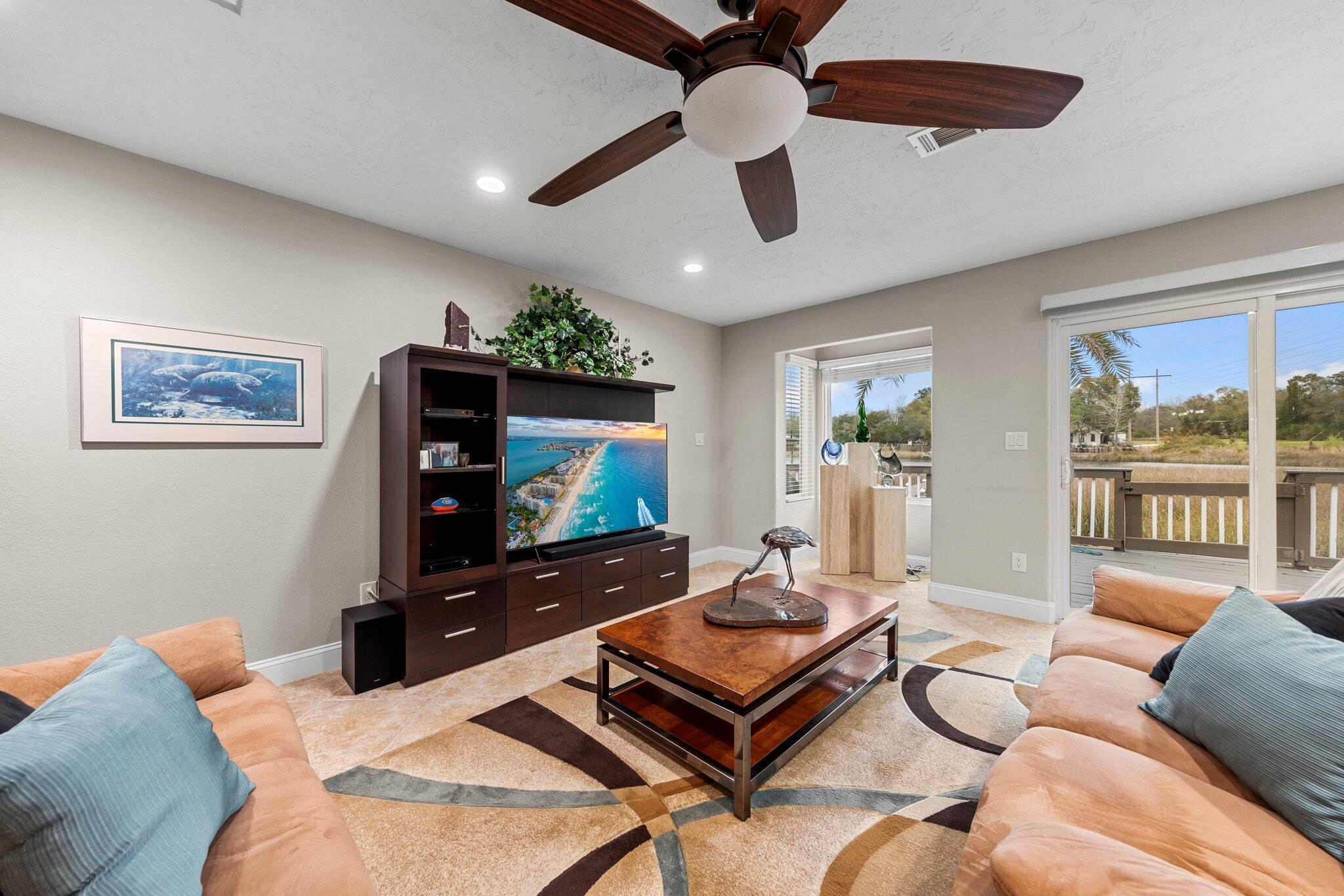 MOSSY COVE - Residential