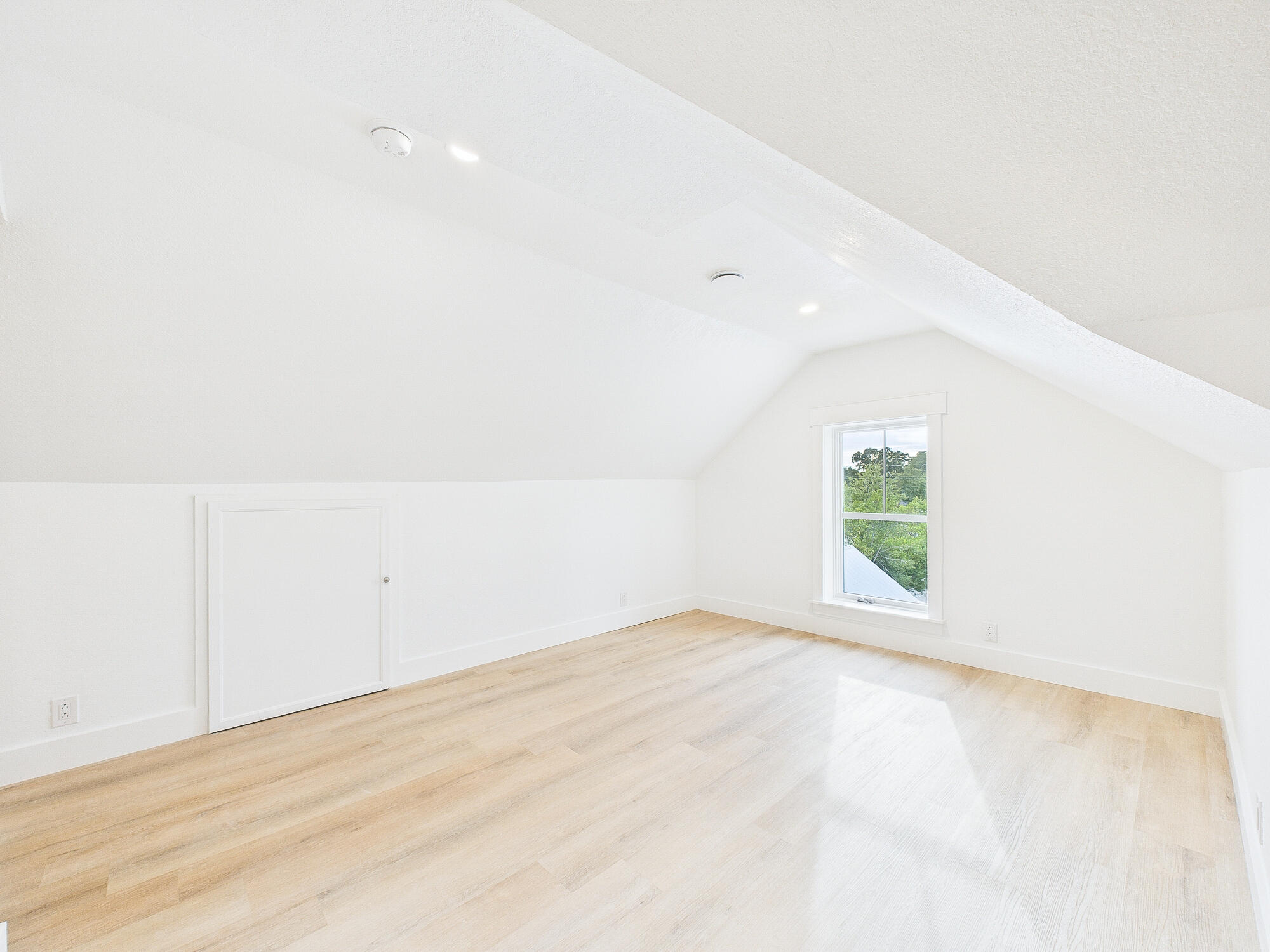 TOWN OF DEFUNIAK SPRINGS - Residential