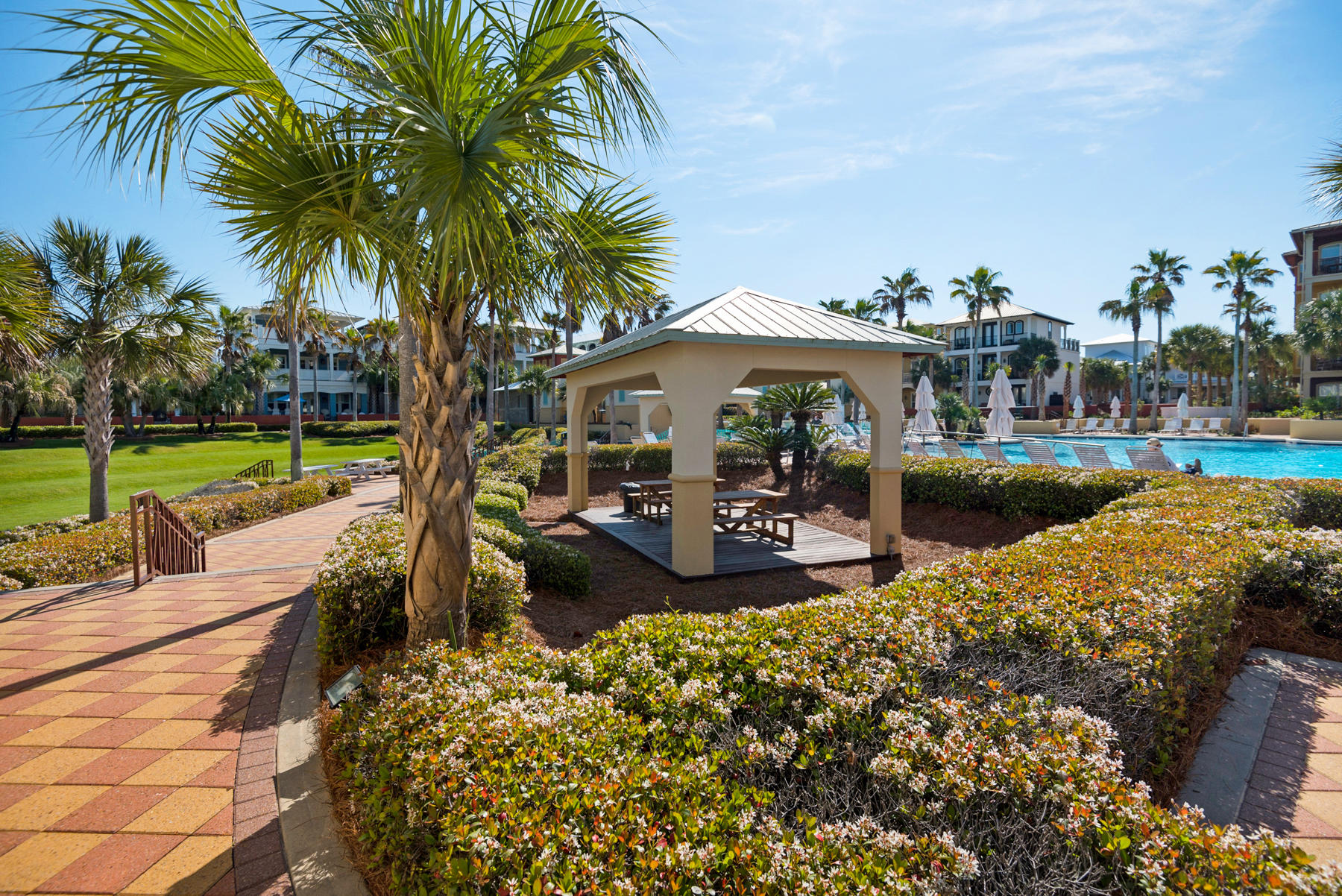 VILLAS AT SEACREST BEACH - Residential