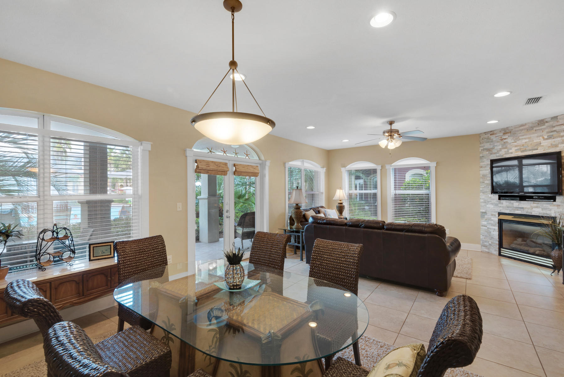 VILLAS AT SEACREST BEACH - Residential