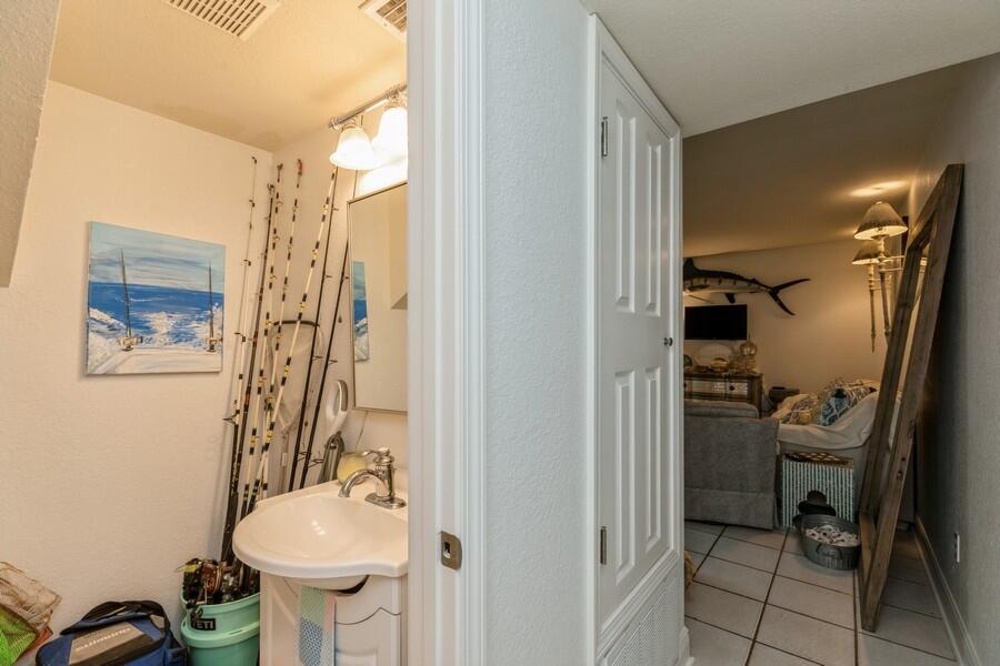 MOSSEY COVE T/H - Residential