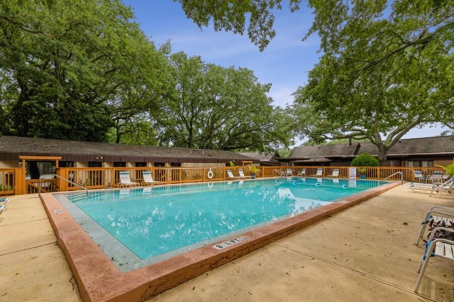 MOSSEY COVE T/H - Residential