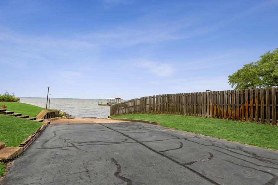 MOSSEY COVE T/H - Residential