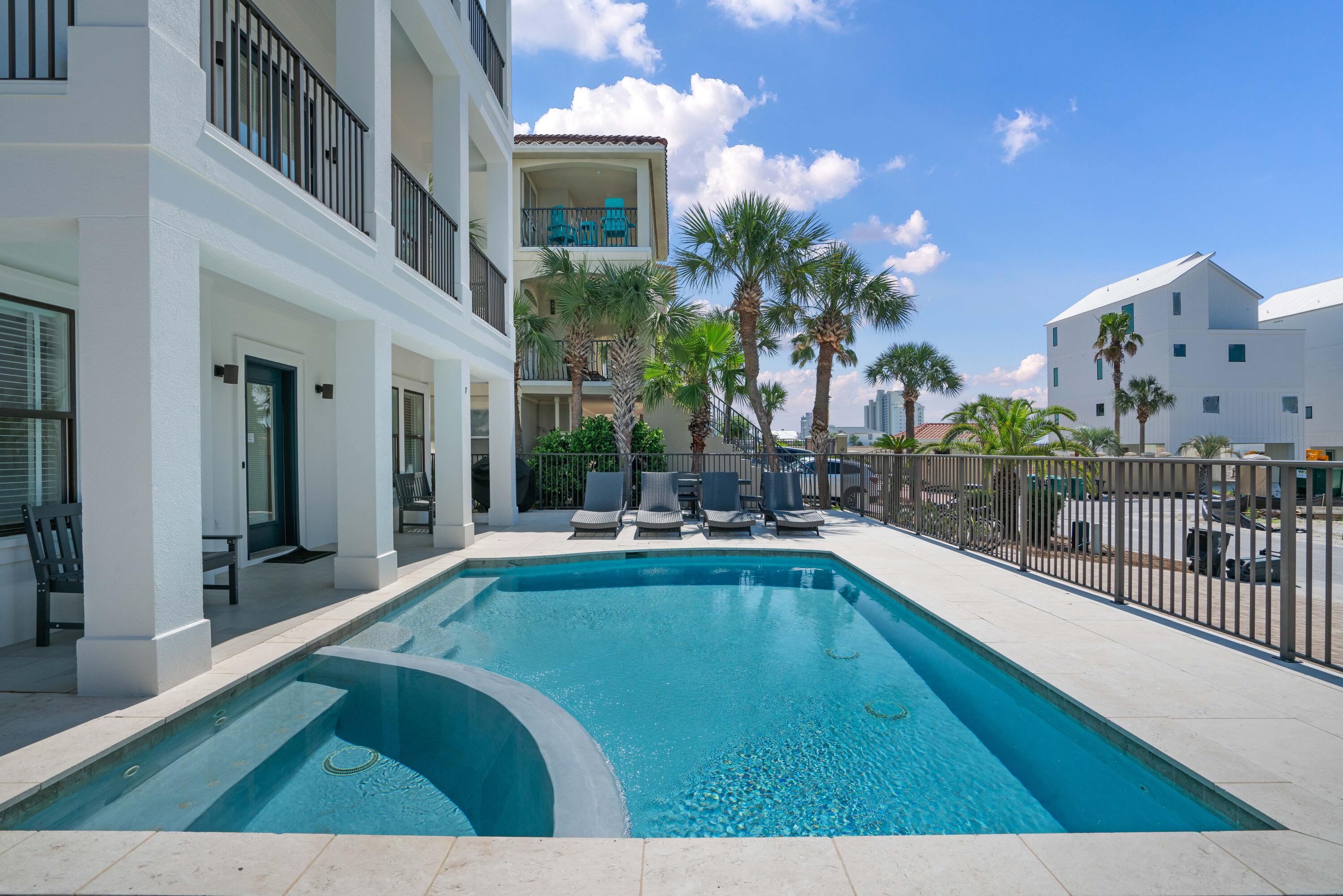 EMERALD DUNES S/D - Residential