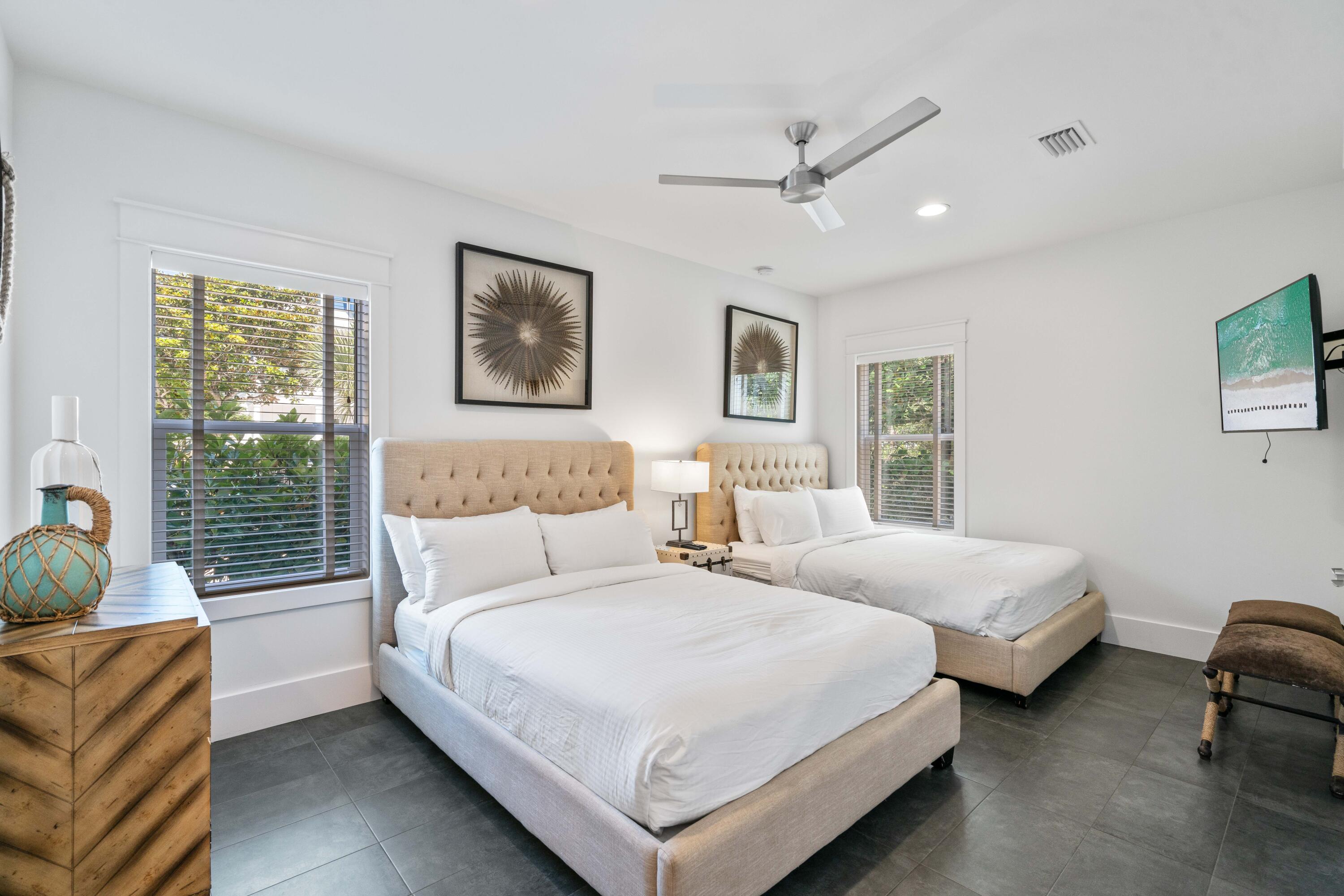 EMERALD DUNES S/D - Residential