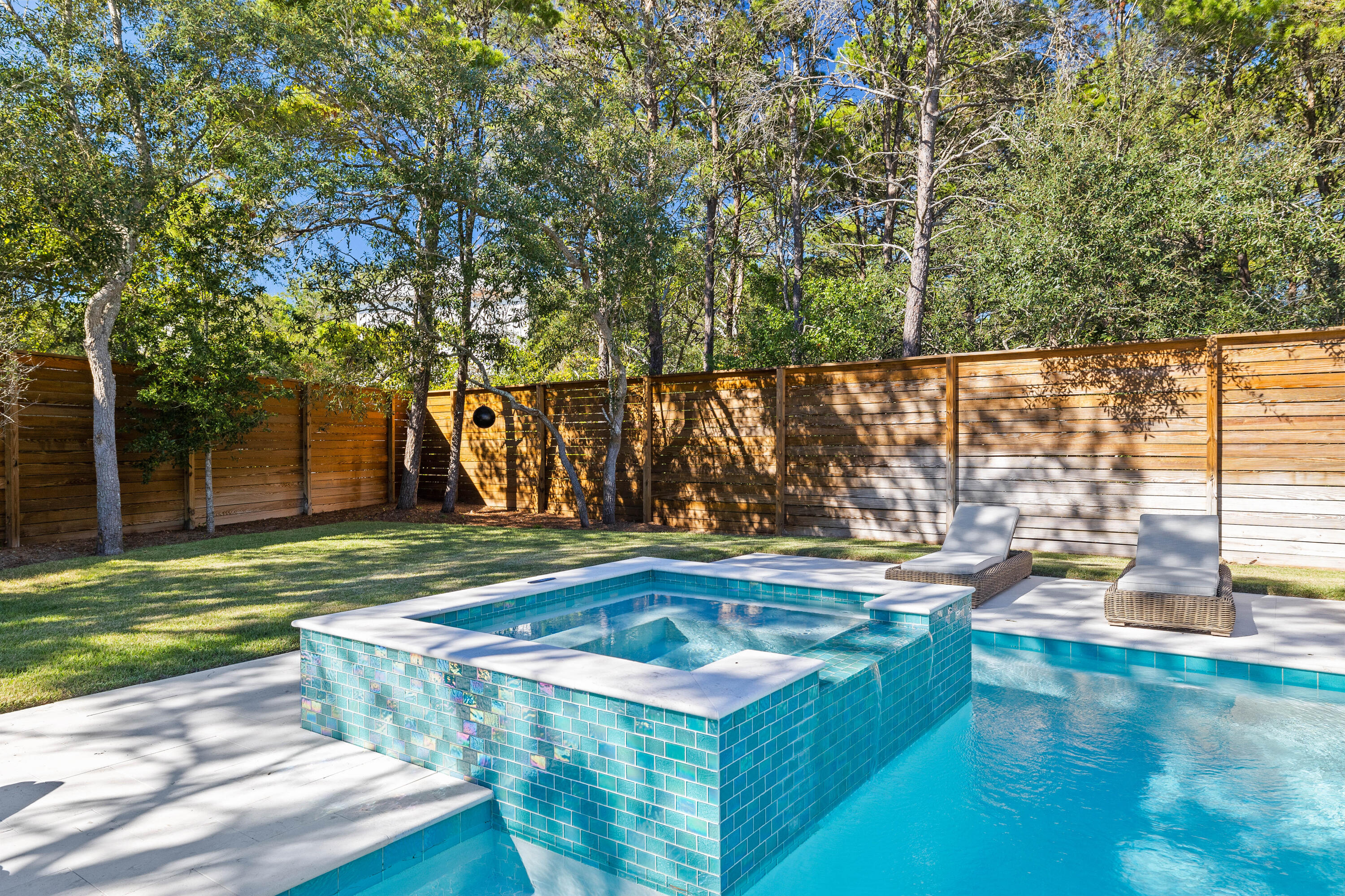 WHITES GULFVIEW ESTATES - Residential