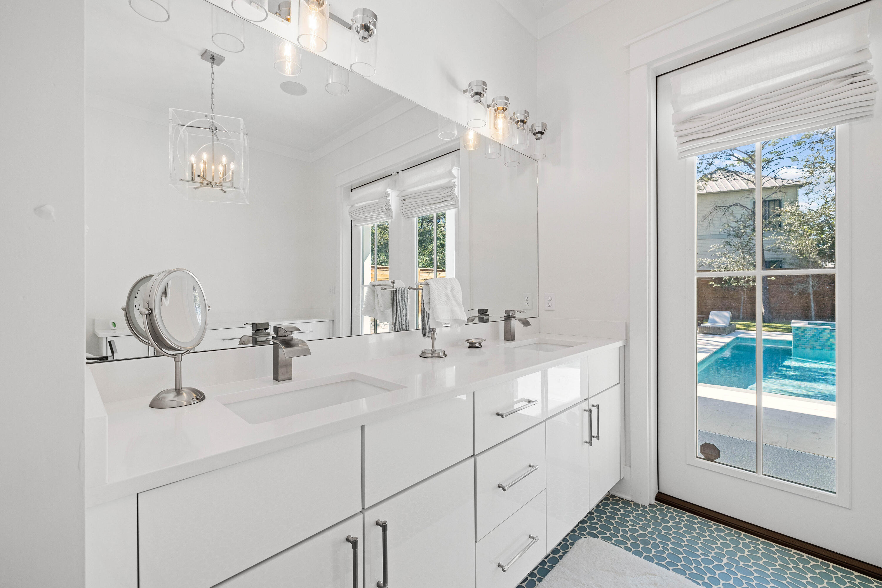WHITES GULFVIEW ESTATES - Residential
