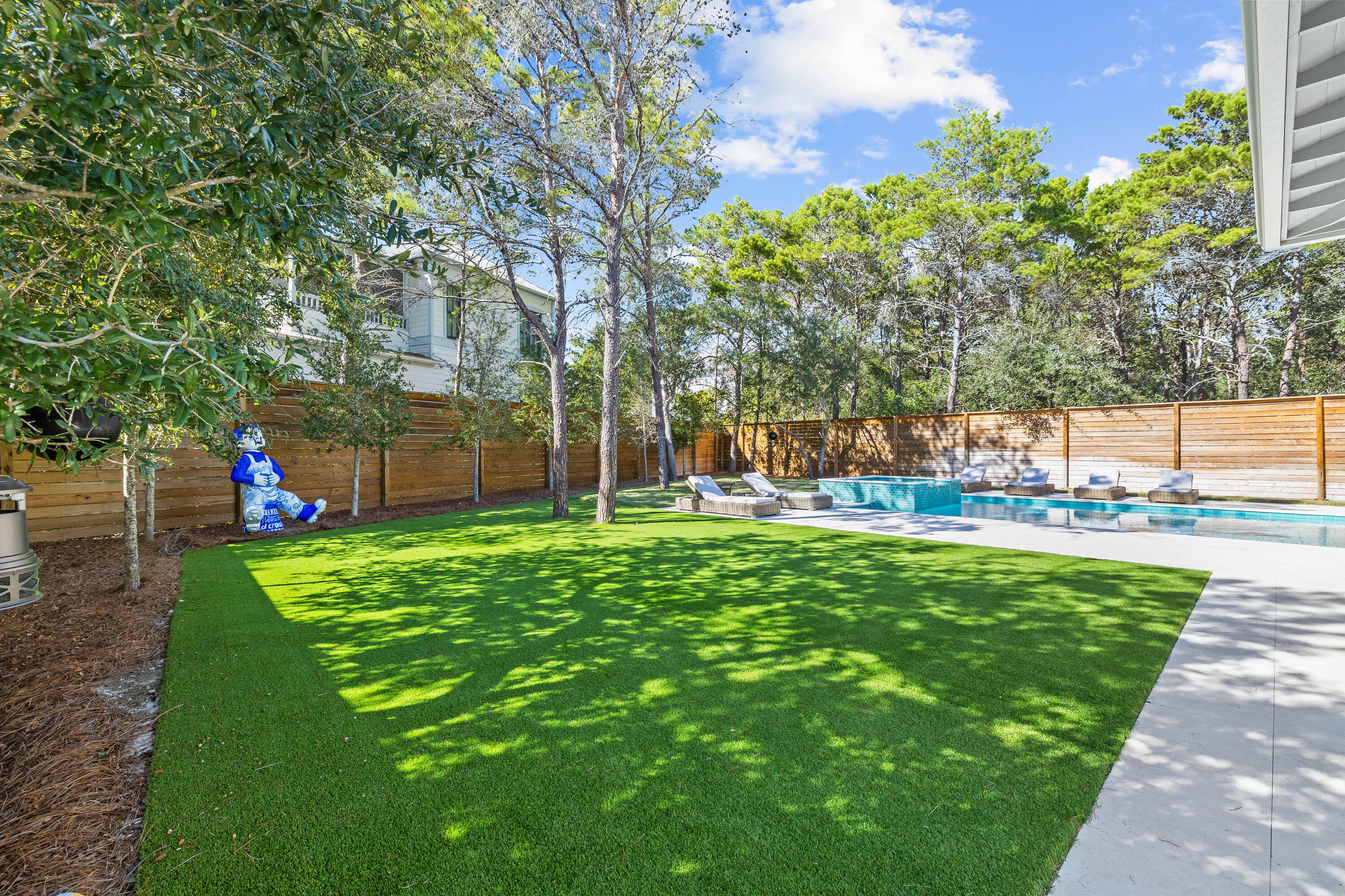 WHITES GULFVIEW ESTATES - Residential
