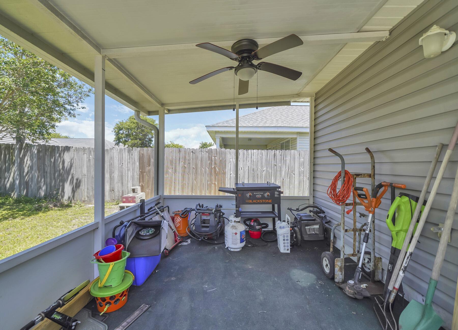 LIGHTHOUSE POINTE - Residential