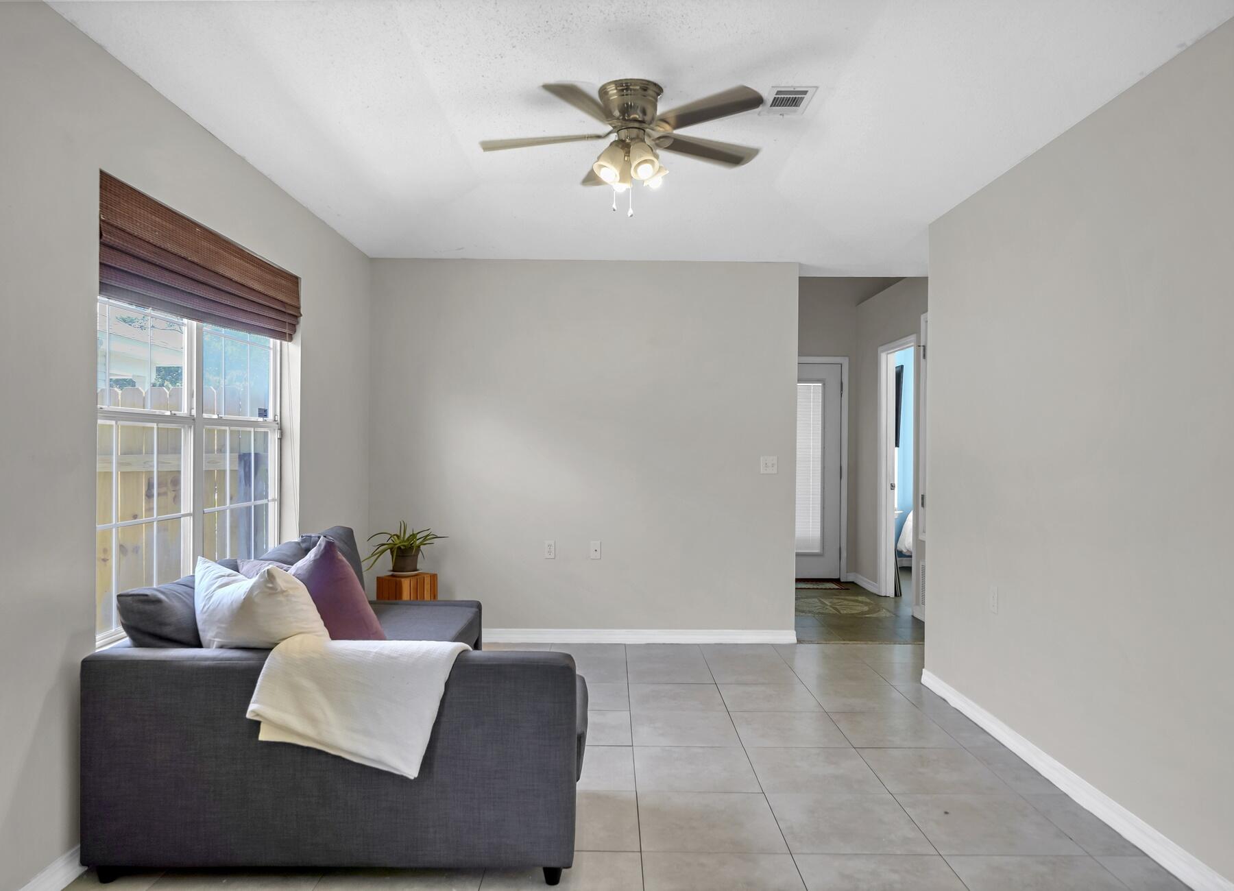 LIGHTHOUSE POINTE - Residential