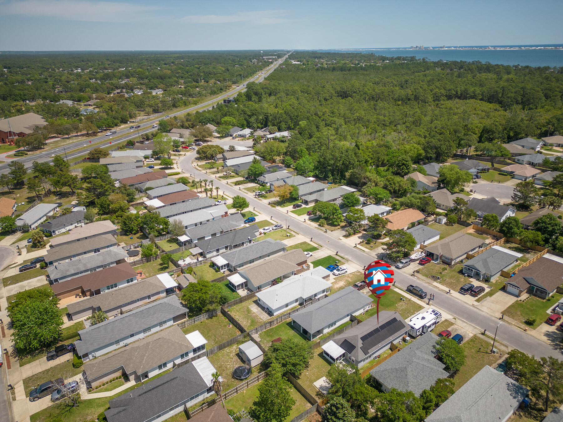 LIGHTHOUSE POINTE - Residential