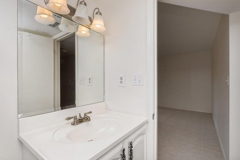MOSSEY COVE T/H - Residential