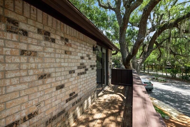 MOSSEY COVE T/H - Residential
