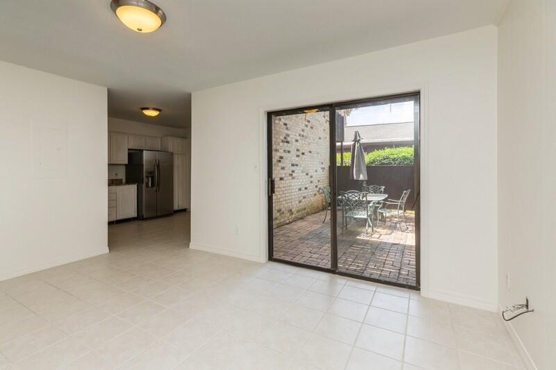 MOSSEY COVE T/H - Residential