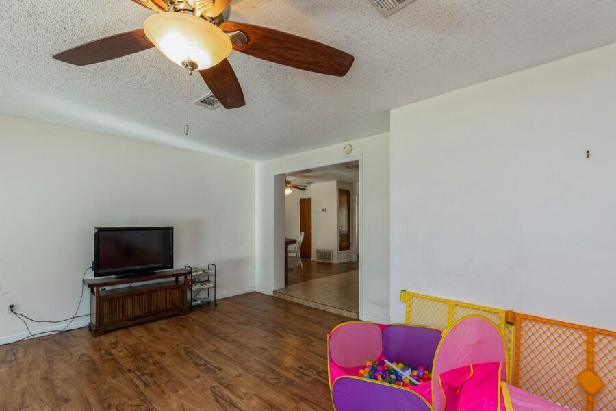 BAY RIDGE PARK - Residential