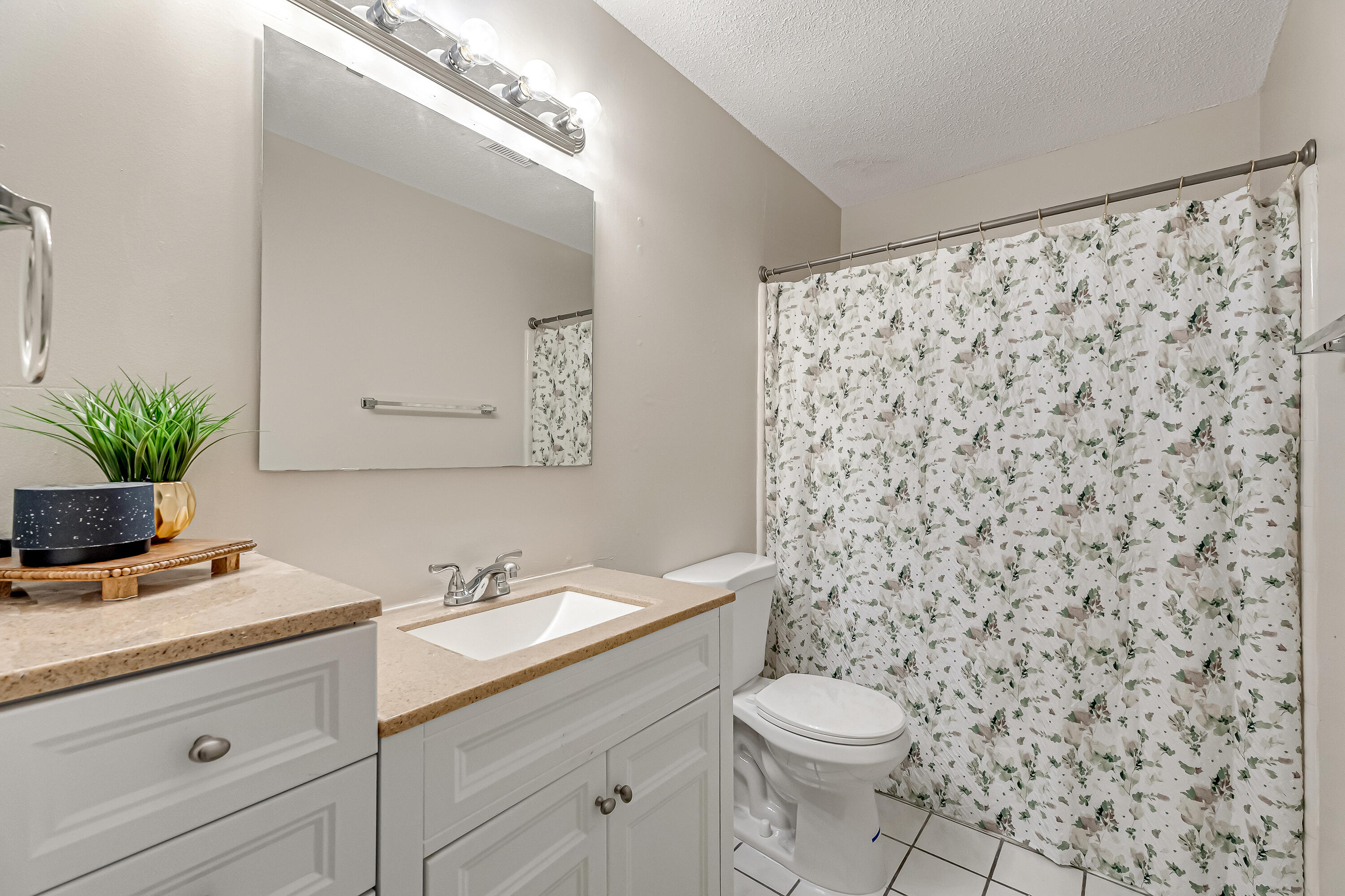 EMERALD POINTE PLAT 2 - Residential