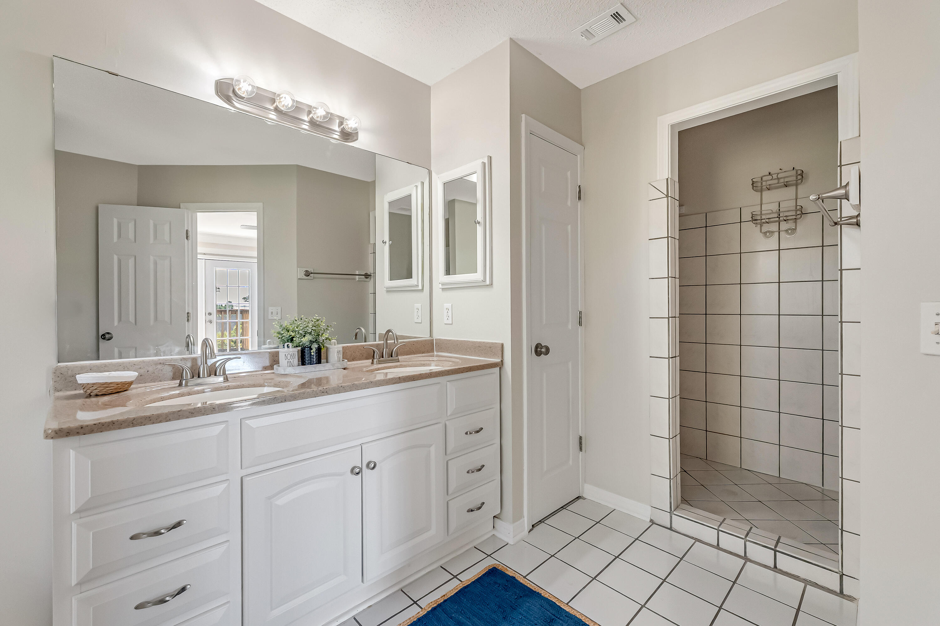 EMERALD POINTE PLAT 2 - Residential