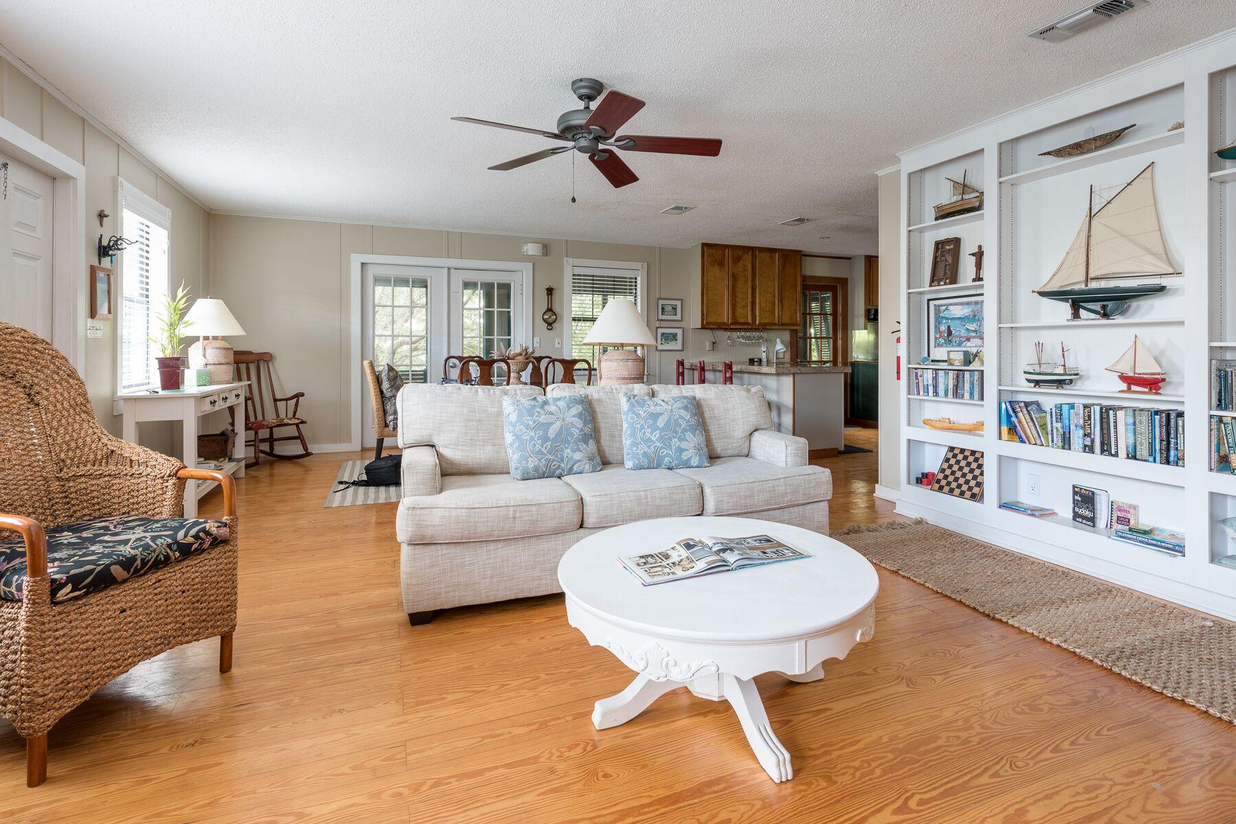 GRAYTON BEACH - Residential