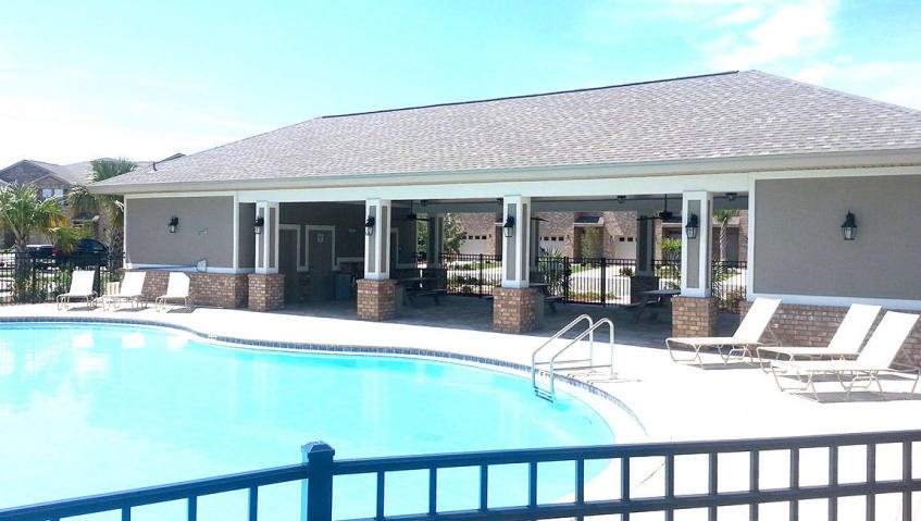 RESERVE POINTE - Residential Lease